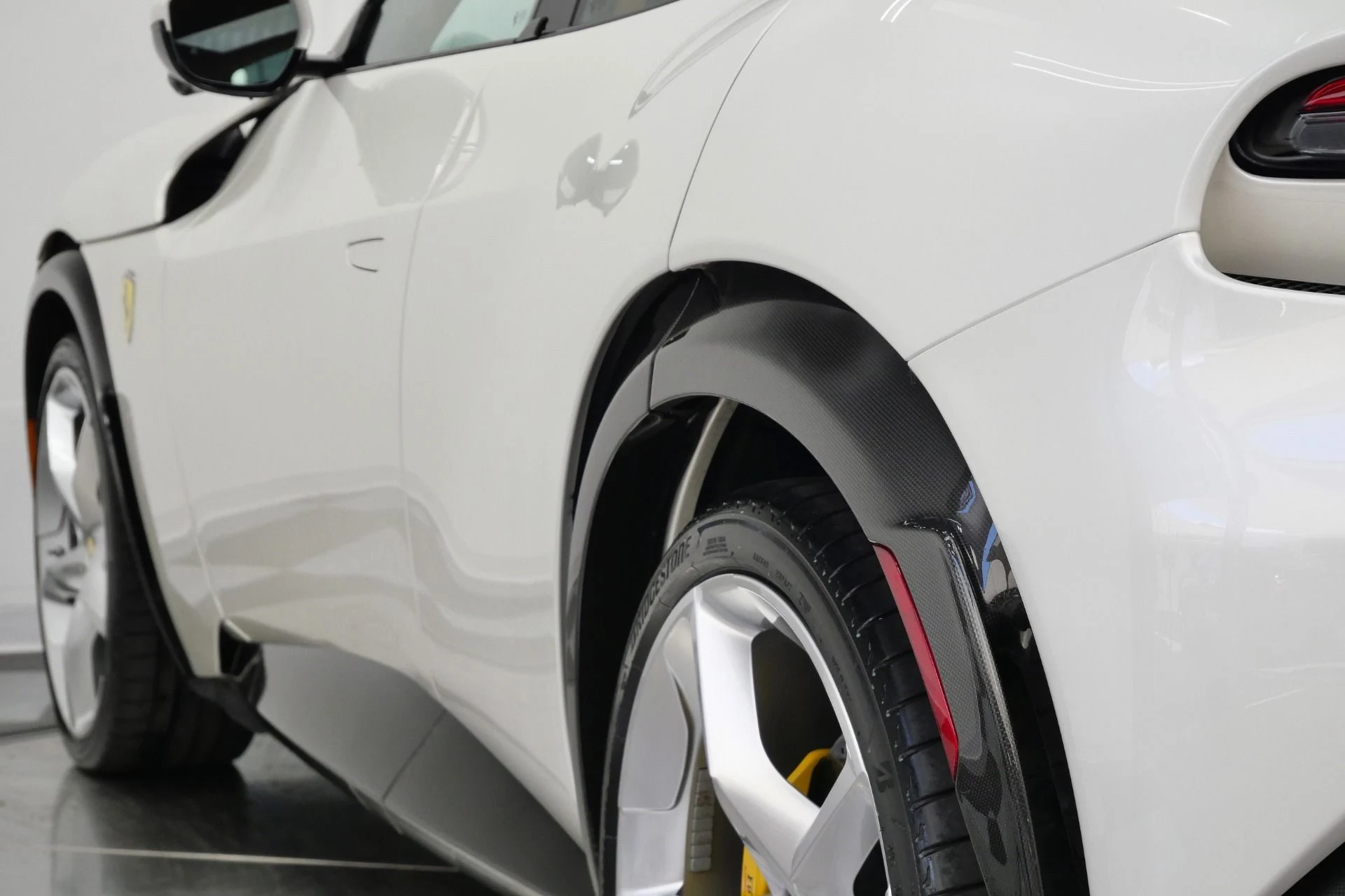 mph050_2337931085_Used_2025_Ferrari_Purosangue_Highly_Optioned_Pearlescent_Paint_Low_Miles_1778171886_1e487a7f49