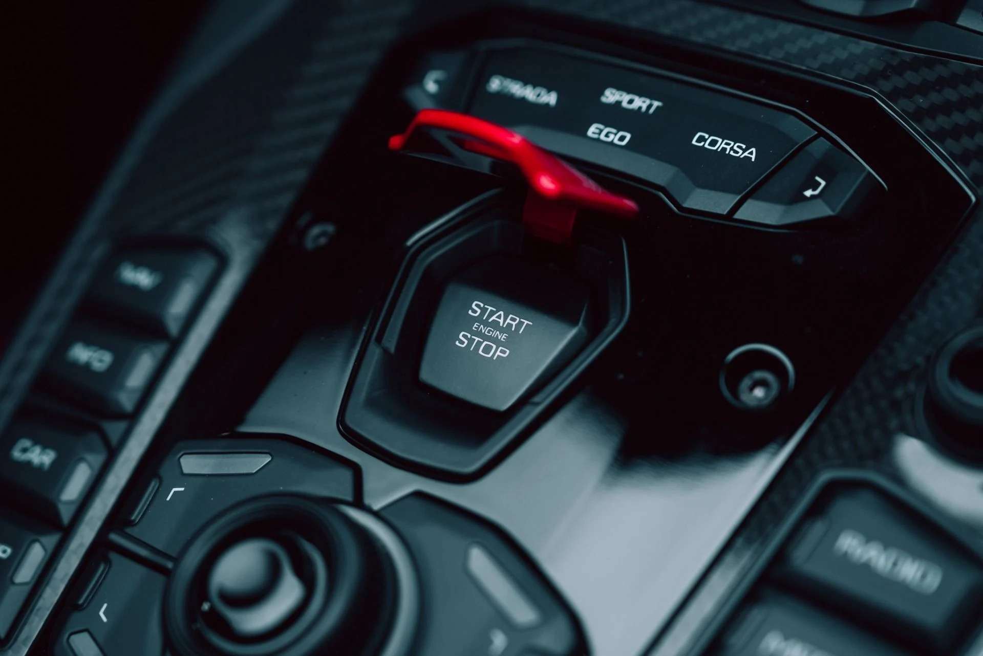 mph050_235383823_Used_2020_Lamborghini_Aventador_LP_770_4_SVJ_1762455563_96973ede2c