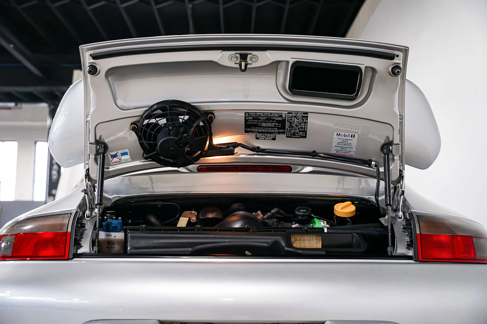 mph050_2354488486_0f98467d4b9298c6a6e373affe6bdcb1x_b4c87784e2