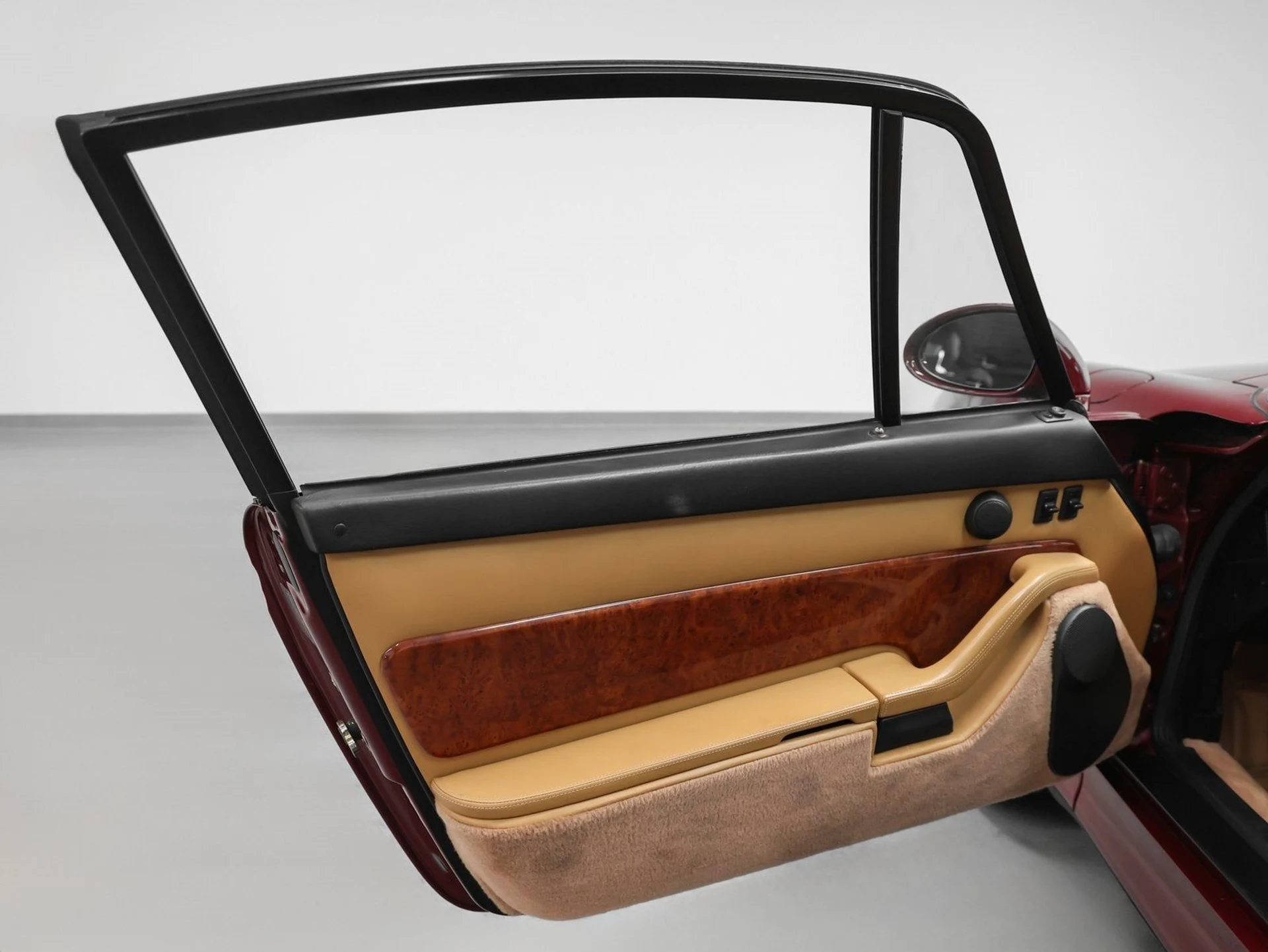 mph050_235989878_51_e215a47fa1