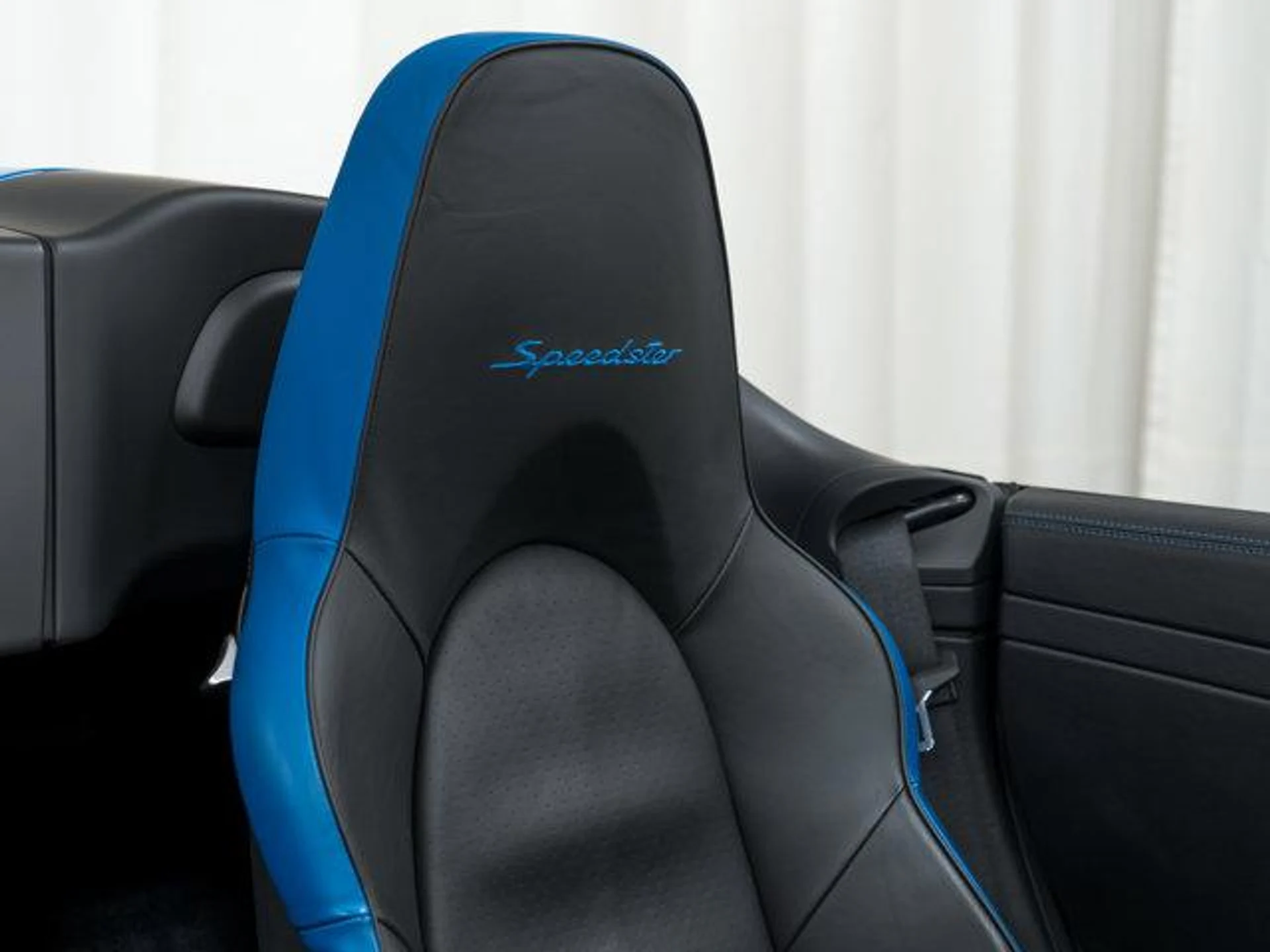 mph050_2378870081_tm_Z_bildrjmt_Ffd9_SQ_a_R6p_Qd_PM_8e42346b5b