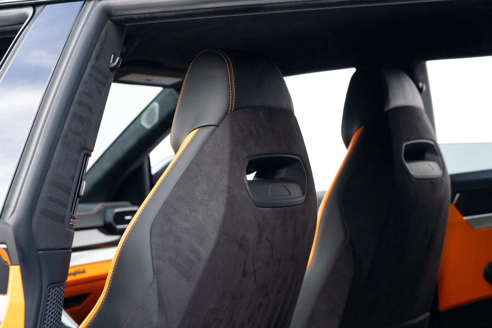 mph050_2383890640_Used_2024_Lamborghini_Urus_S_1773951175_fd723a5f3a