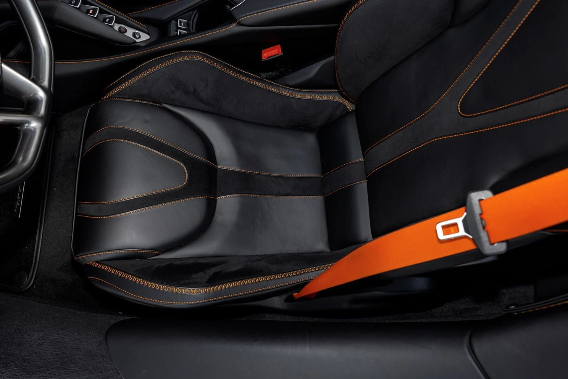 mph050_2387331973_515_p51_l_de796bf76c