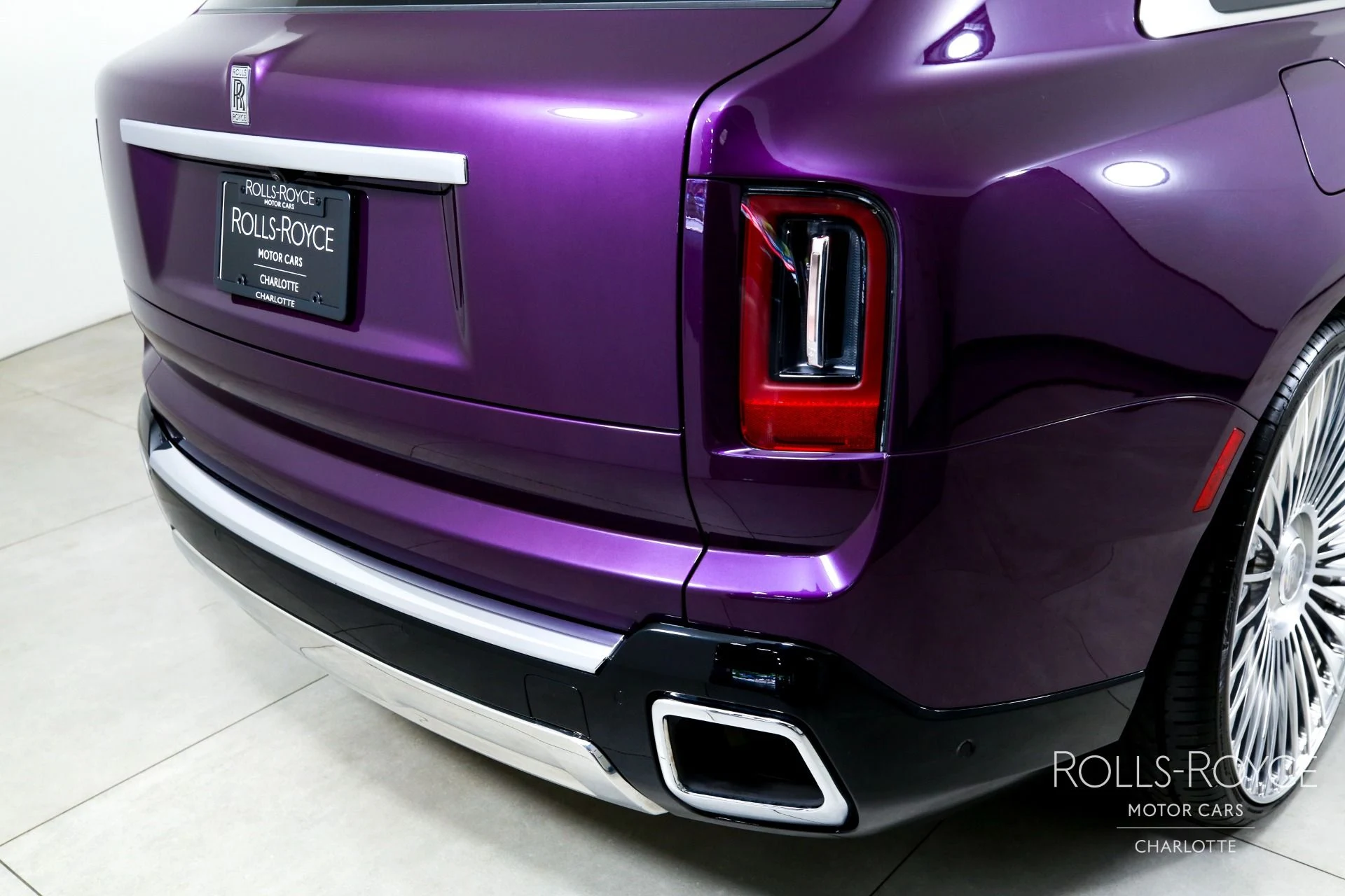 mph050_239167924_Used_2025_Rolls_Royce_Cullinan_1751556897_8307f6477f