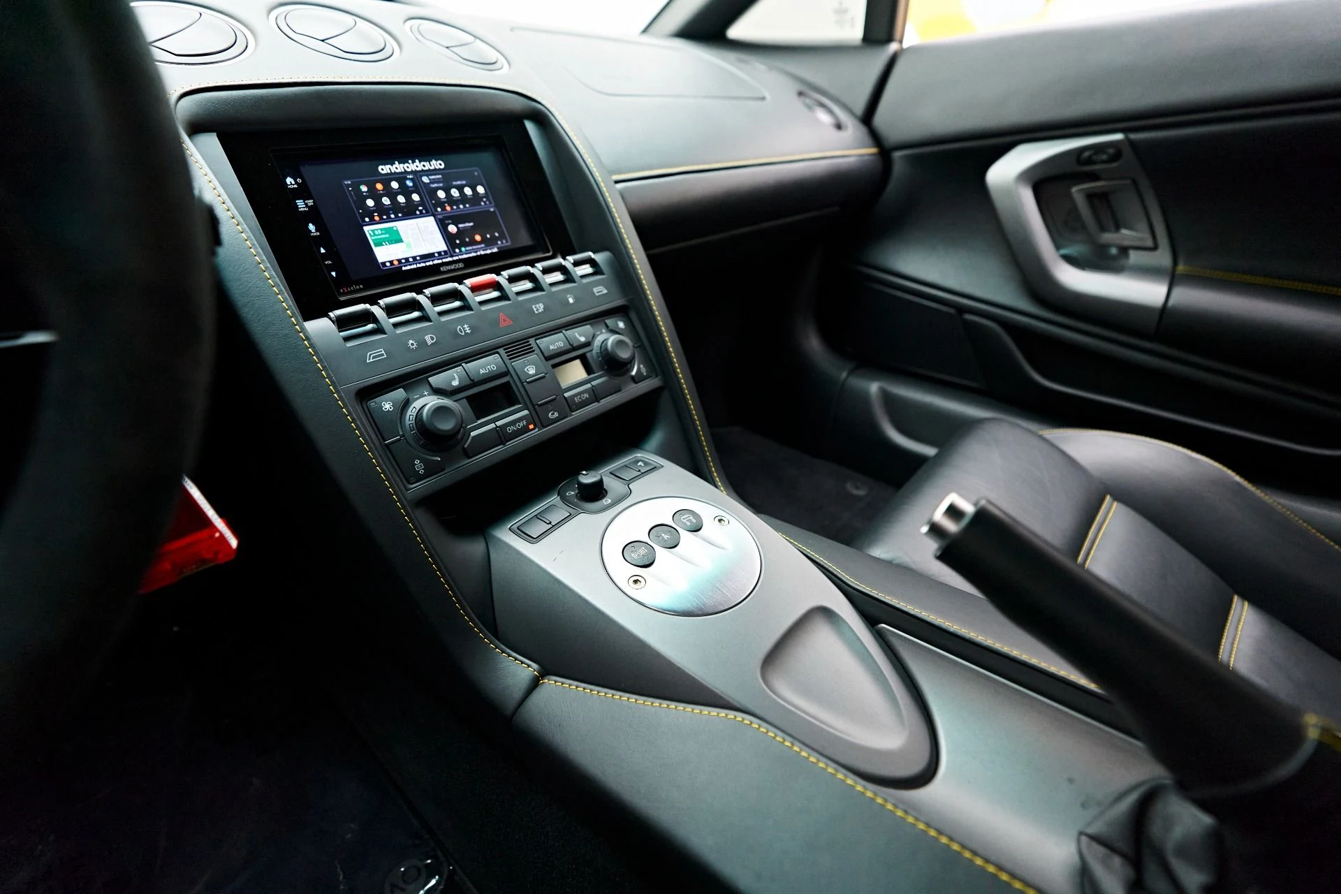 mph050_2401366449_Used_2005_Lamborghini_Gallardo_1703127301_28ade0ddbc