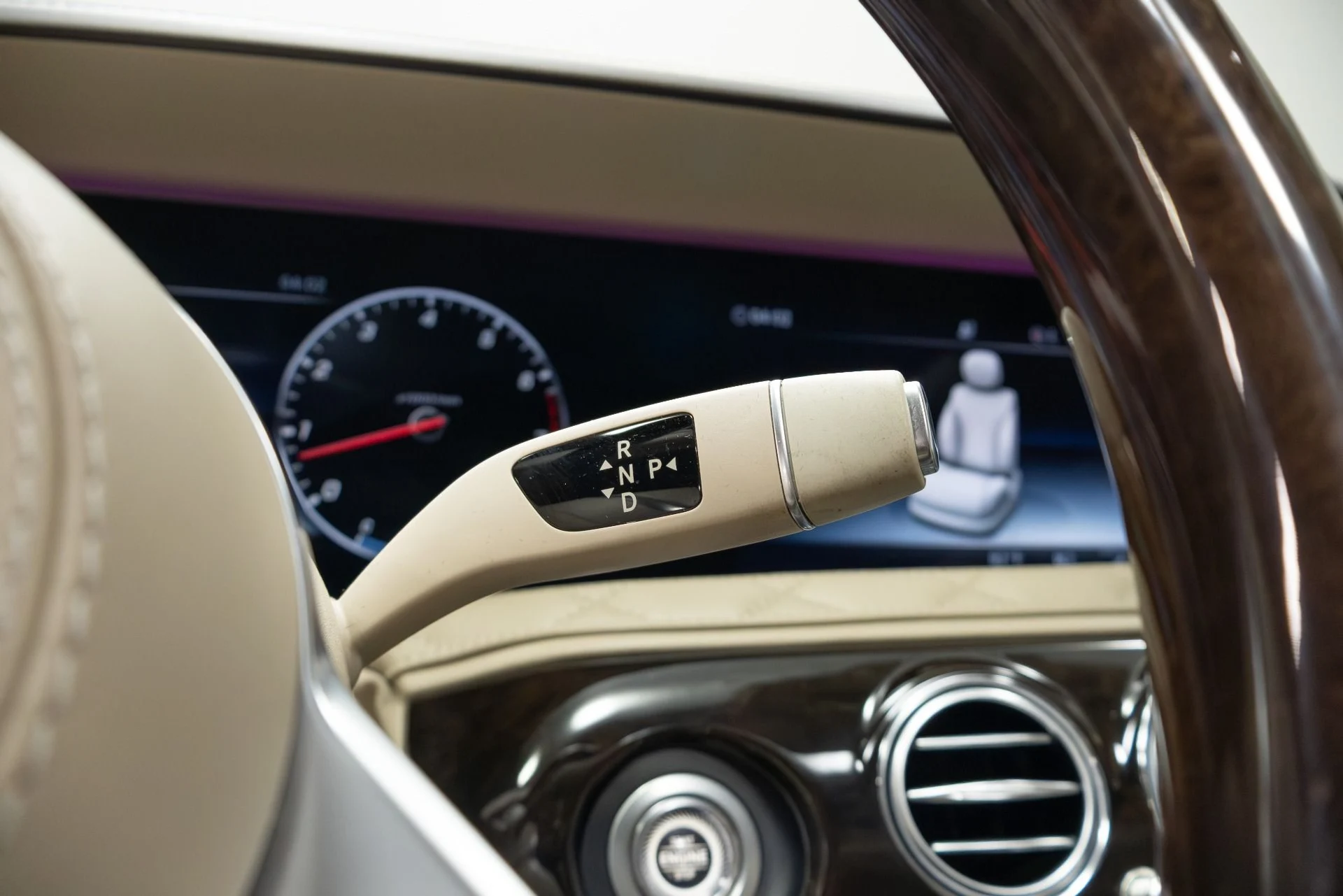 mph050_2407532194_Used_2019_Mercedes_Benz_S_Class_Maybach_S_650_1760740890_76c96acae6