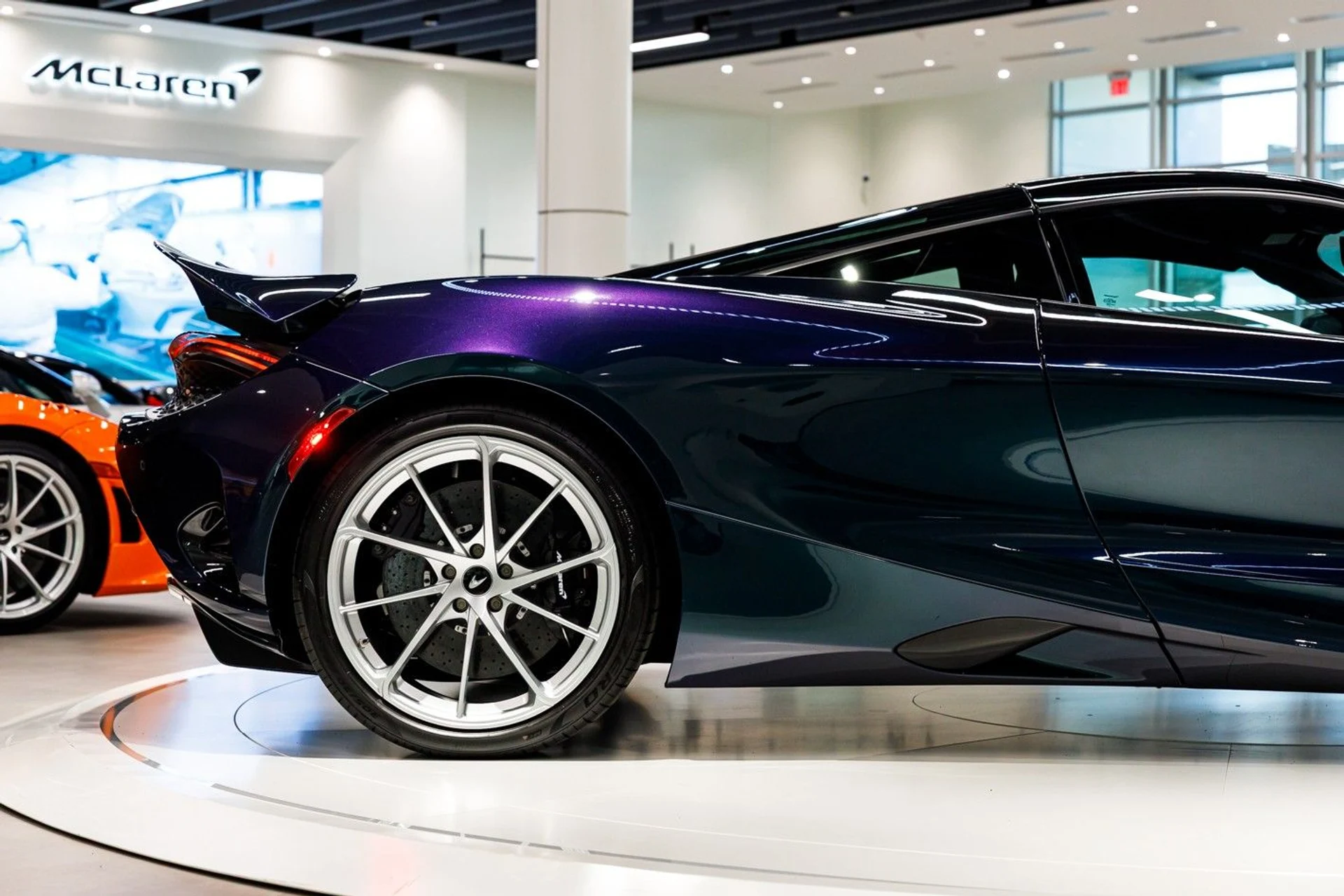 mph050_243146177_646_p51_l_1dadf954a0