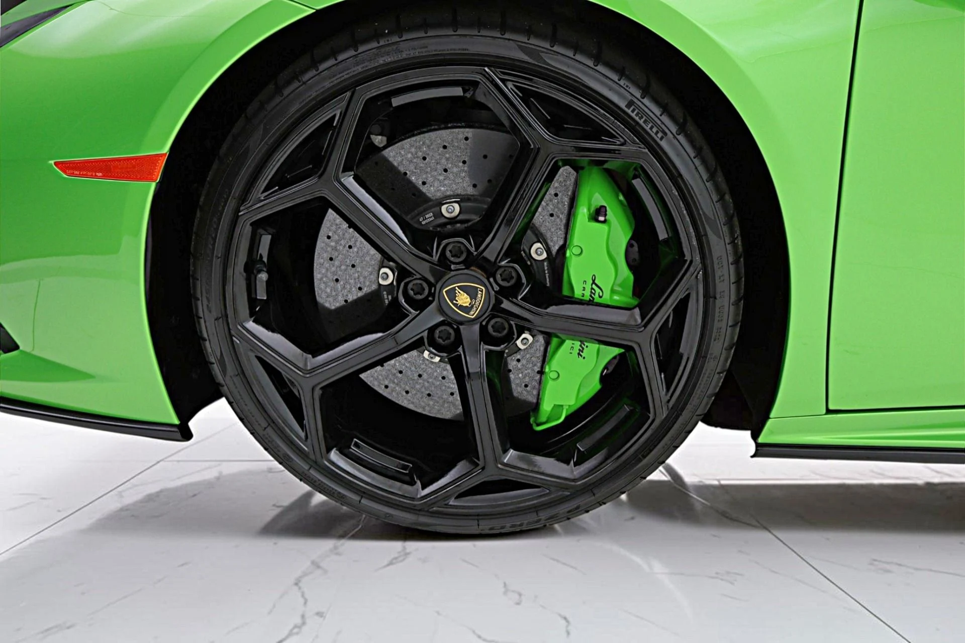 mph050_2438423864_Used_2023_Lamborghini_Huracan_EVO_Spyder_RWD_SELEZIONE_PRE_OWNED_CERTIFIED_ef83862726