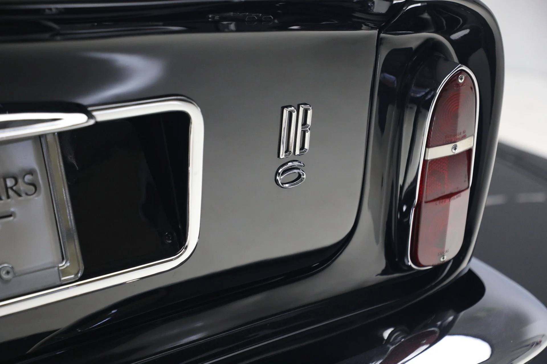 mph050_2455660618_Used_1968_Aston_Martin_DB_6_1793123624_831144d900