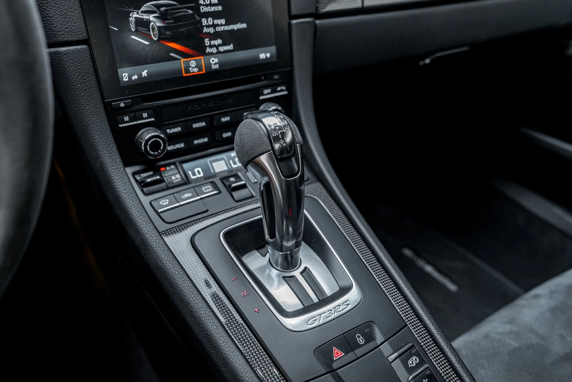 mph050_2458443402_Used_2019_Porsche_911_GT_3_RS_1787346317_7c85b33d3d
