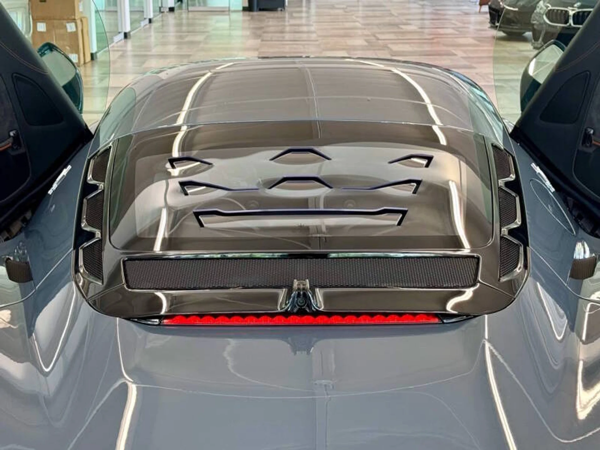 mph050_2486554369_2023_maserati_mc20_base_2dr_coupe_9c8877d316