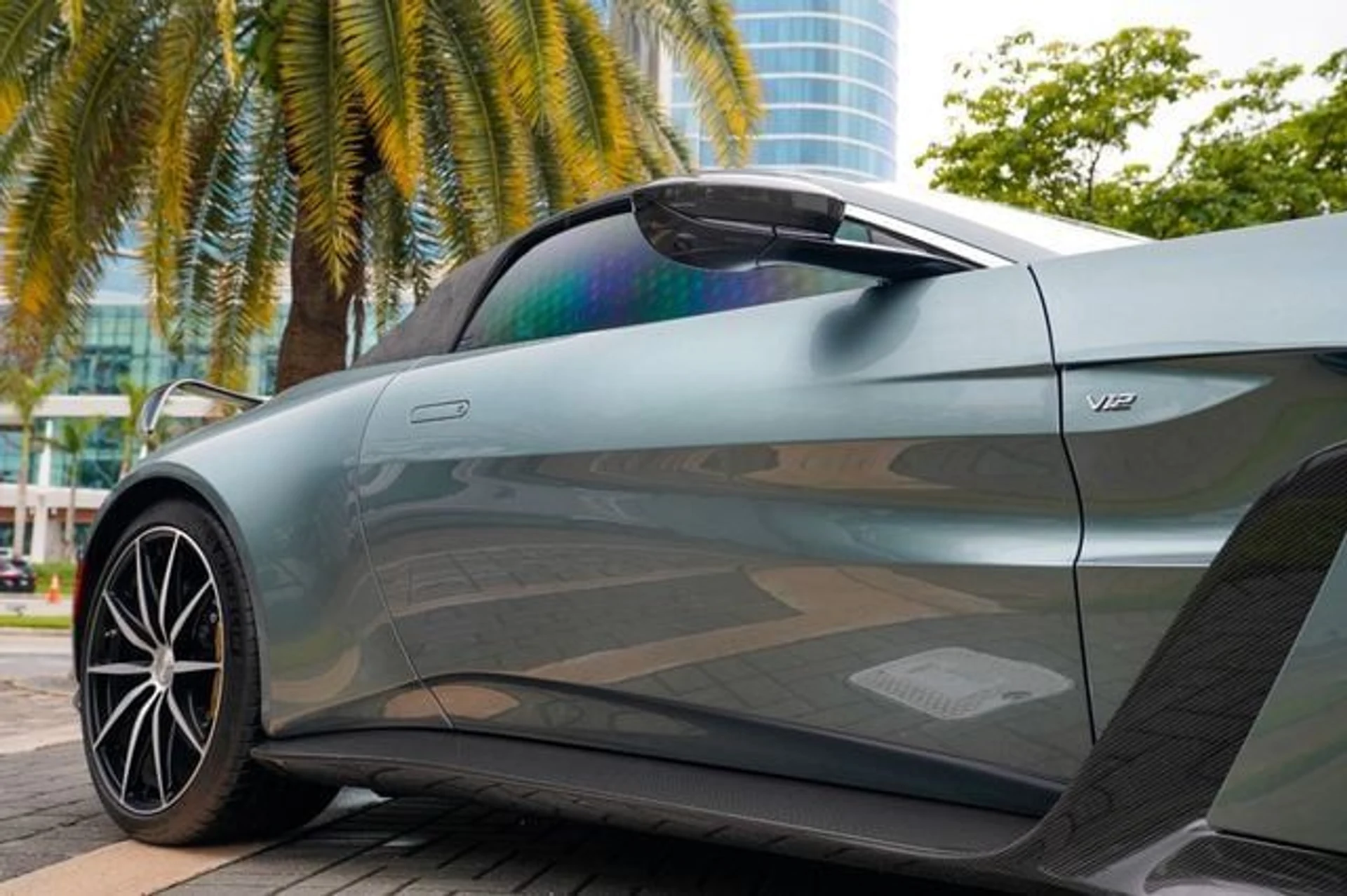 mph050_2491112506_22938048_51_984dd5c876