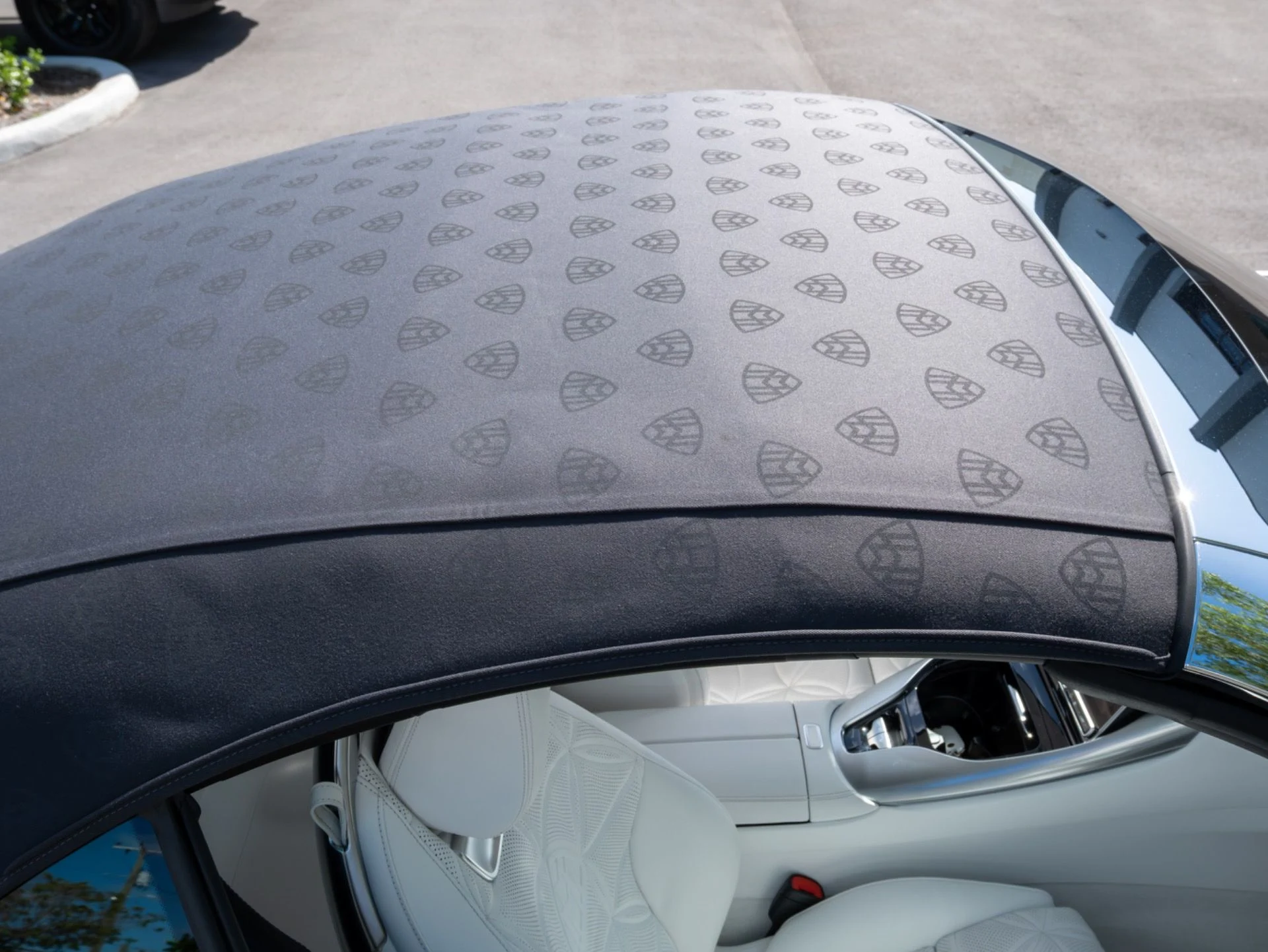 mph050_2495840155_Used_2026_Mercedes_Benz_SL_Maybach_SL_680_Monogram_Series_1775231669_2330dbfa84