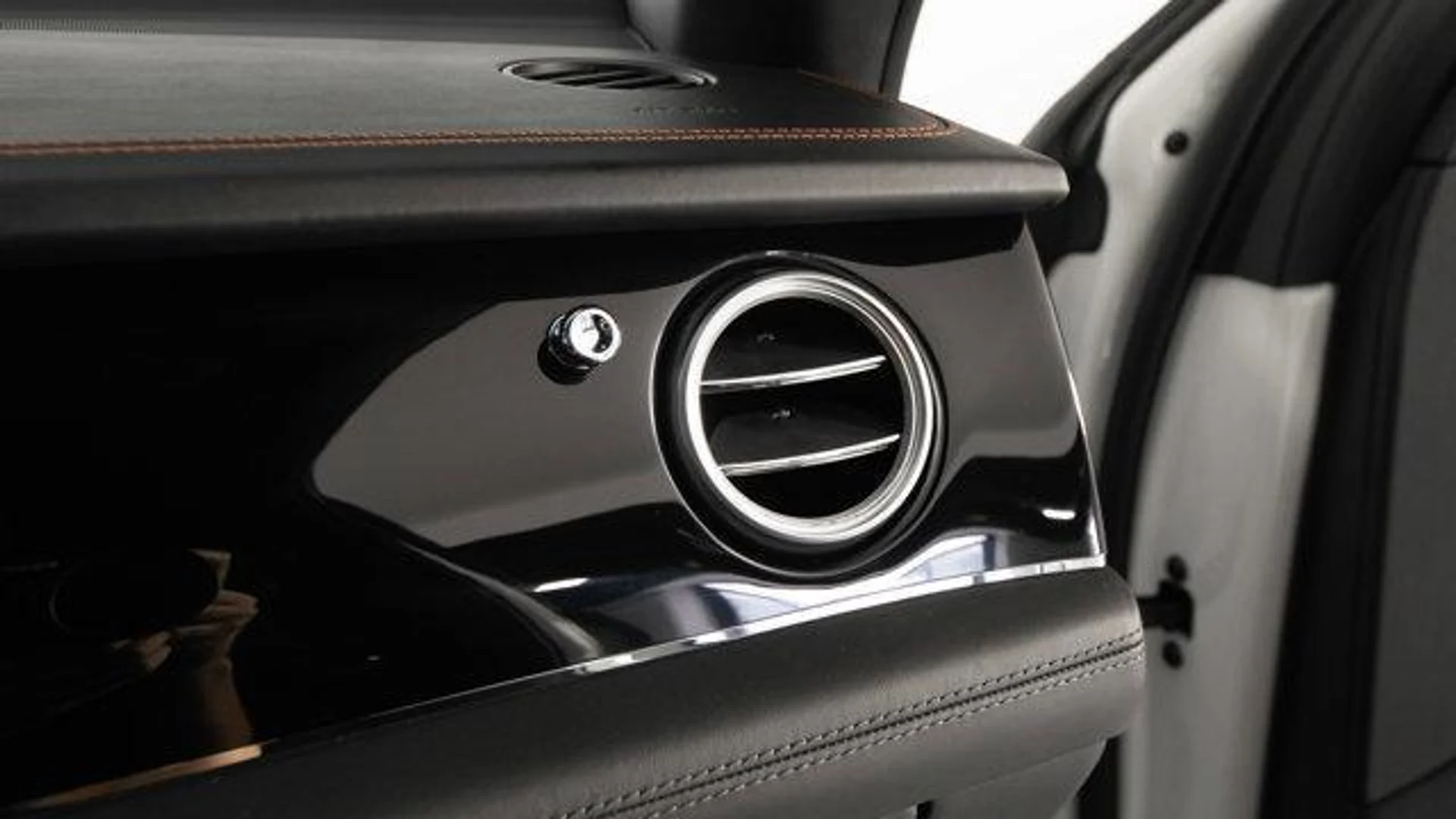 mph050_251562318_wb_JT_Yo_Rx_H7_E_Mh_JP_4y_Qi_7o_YRFR_4_954952cbc1