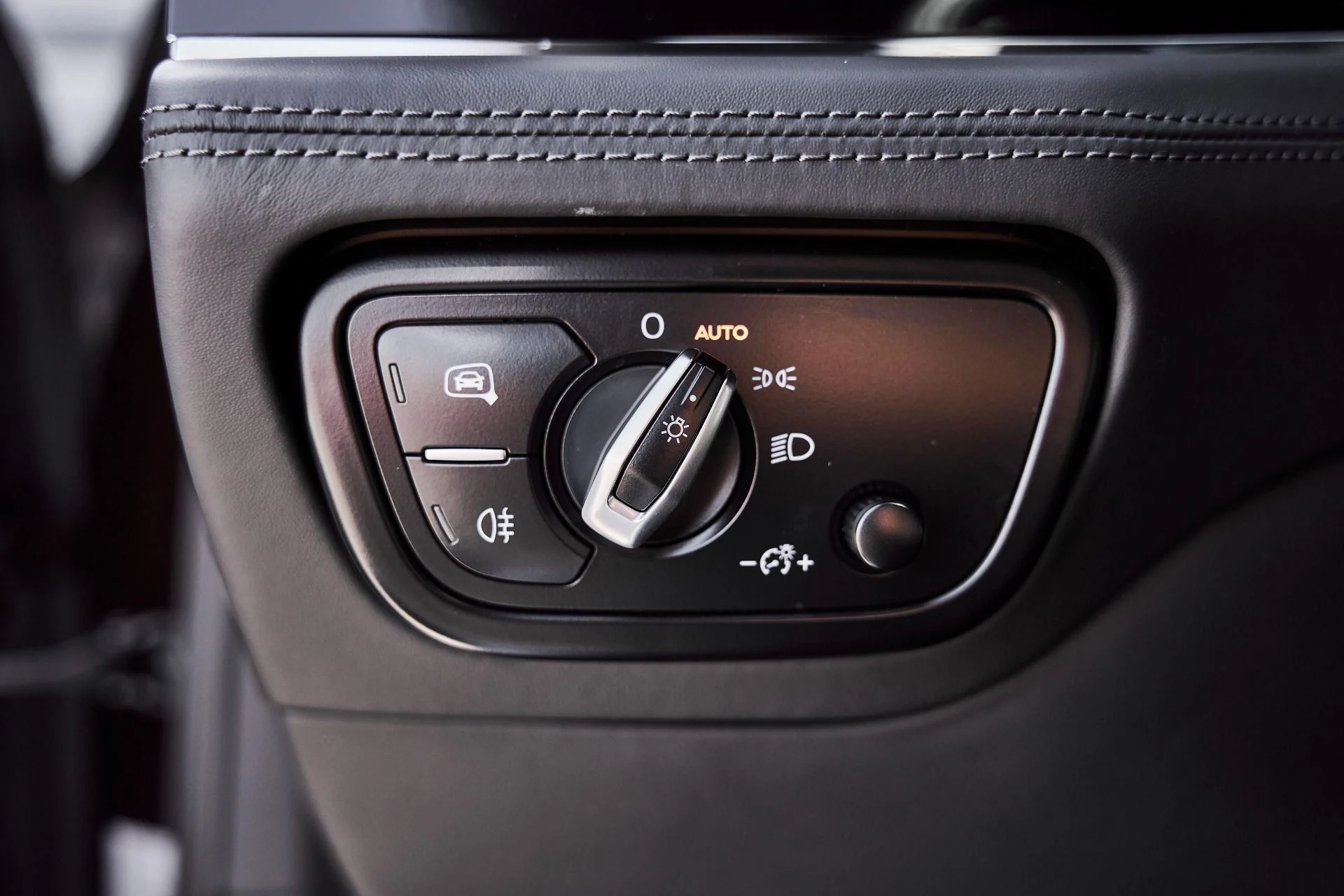 mph050_2549813860_Used_2022_Bentley_Bentayga_S_1781229479_a862a4f074