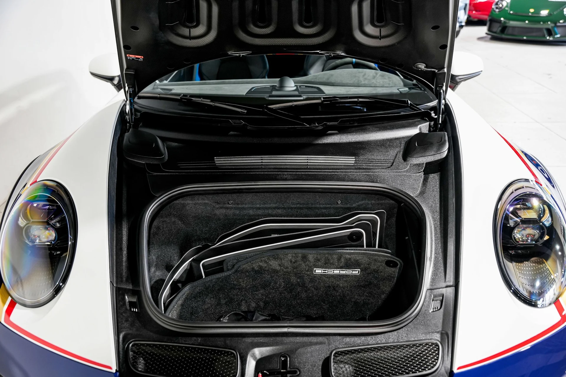 mph050_2551545729_e0d3b38e3d3fd369bb0f1a88b1c97c3fx_a0f03eec24