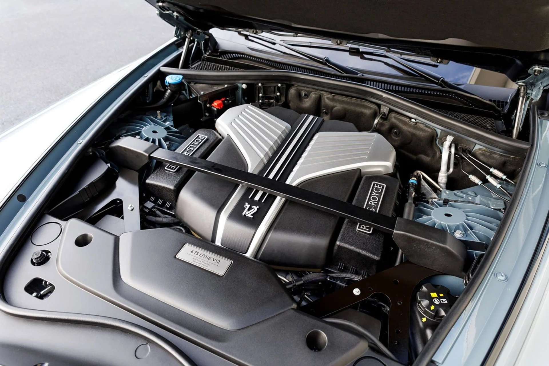 mph050_2580318393_e2436474098a545ed643ce2a52352f4dx_2aadf4bece