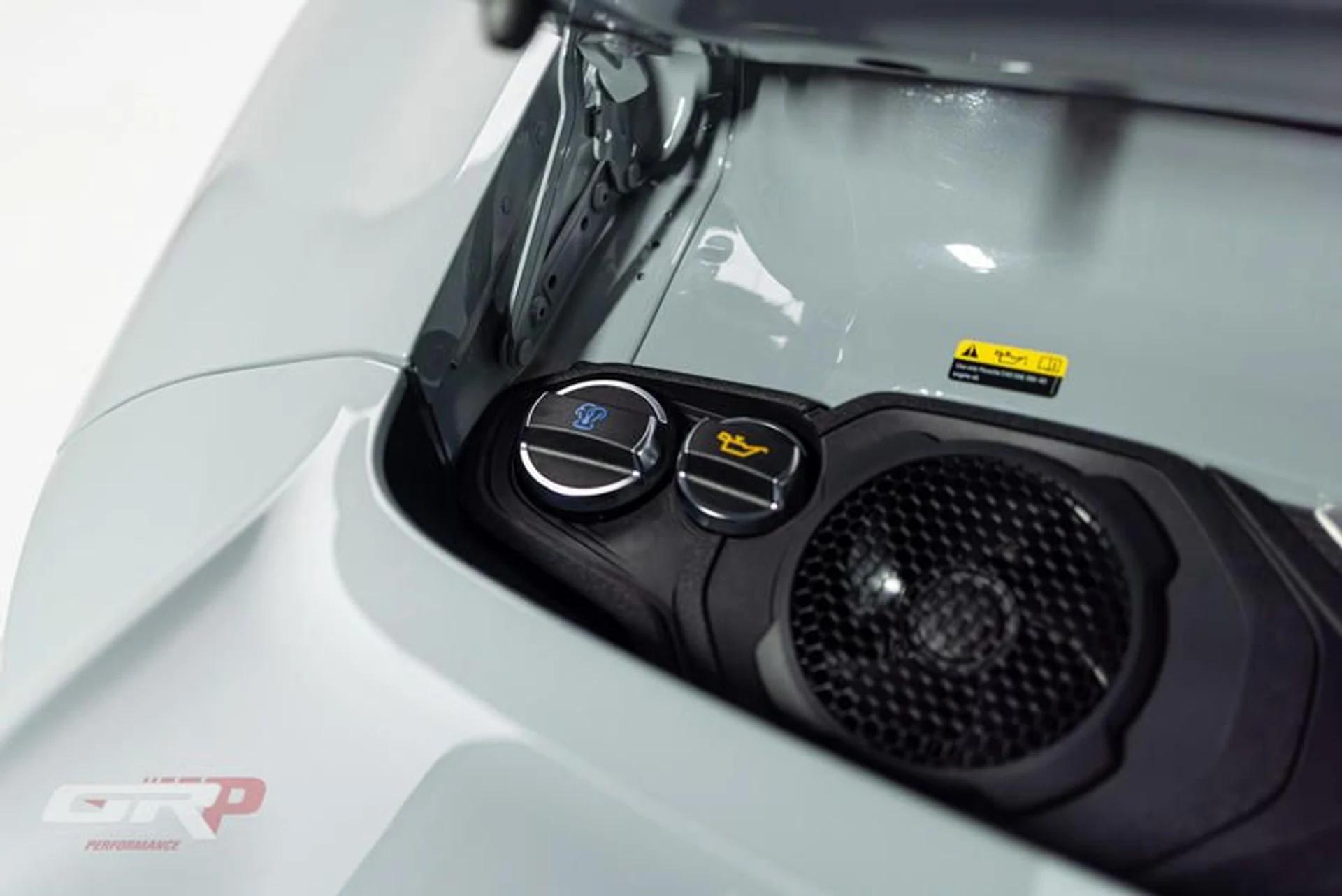 mph050_258973892_F19_F8752_8_AD_3_41_CD_8_E78_369_BE_2965782_7cc0297857