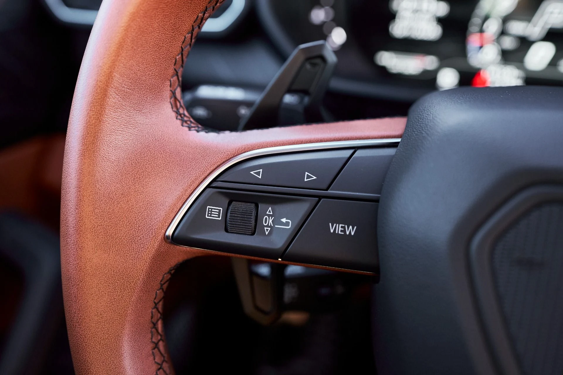 mph050_2600342824_Used_2022_Lamborghini_Urus_1764710500_993301e912