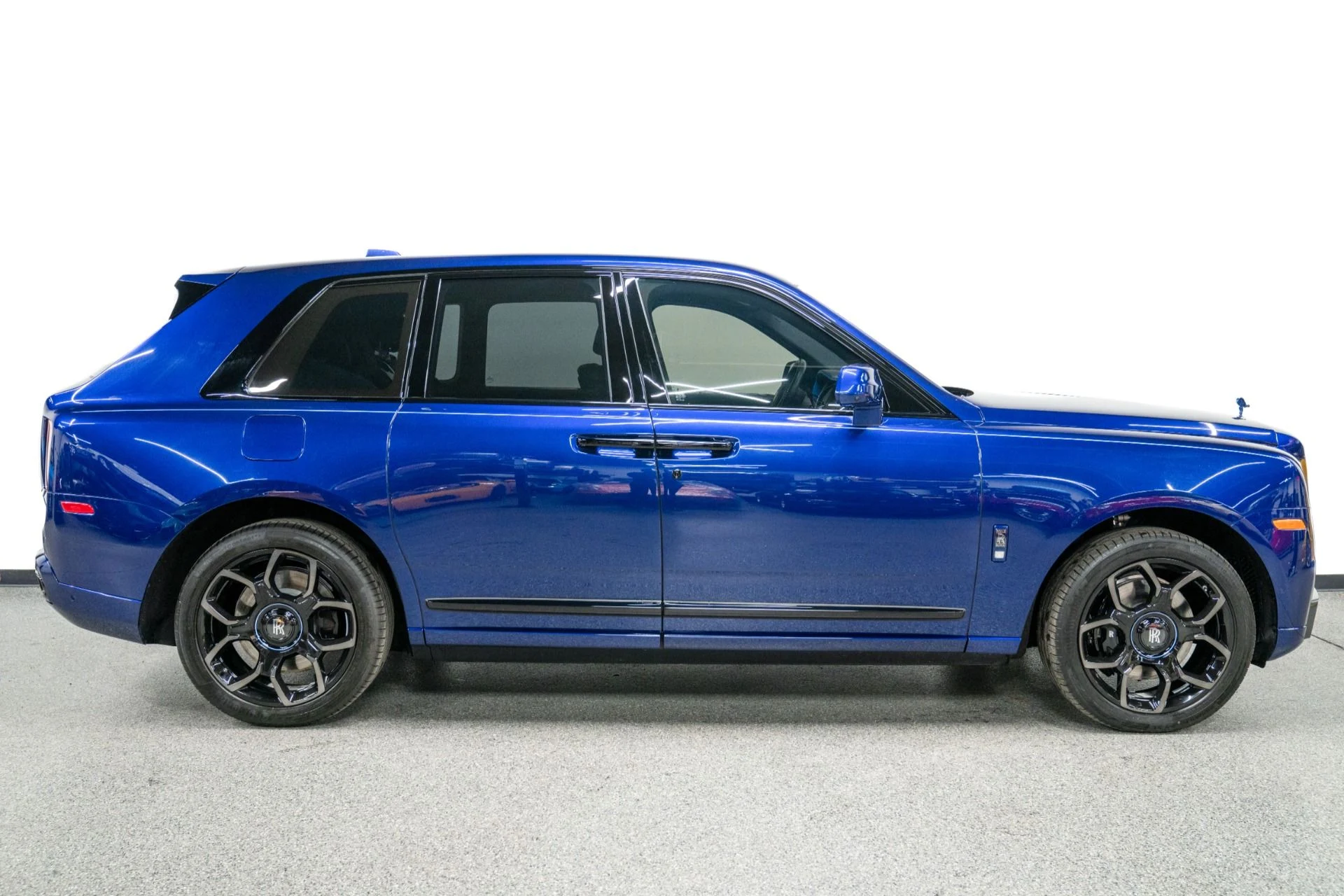 mph050_260392654_Used_2024_Rolls_Royce_Cullinan_Black_Badge_Blue_Shadow_Edition_One_of_62_Built_Massive_629k_MSRP_1768253666_a961532ec9