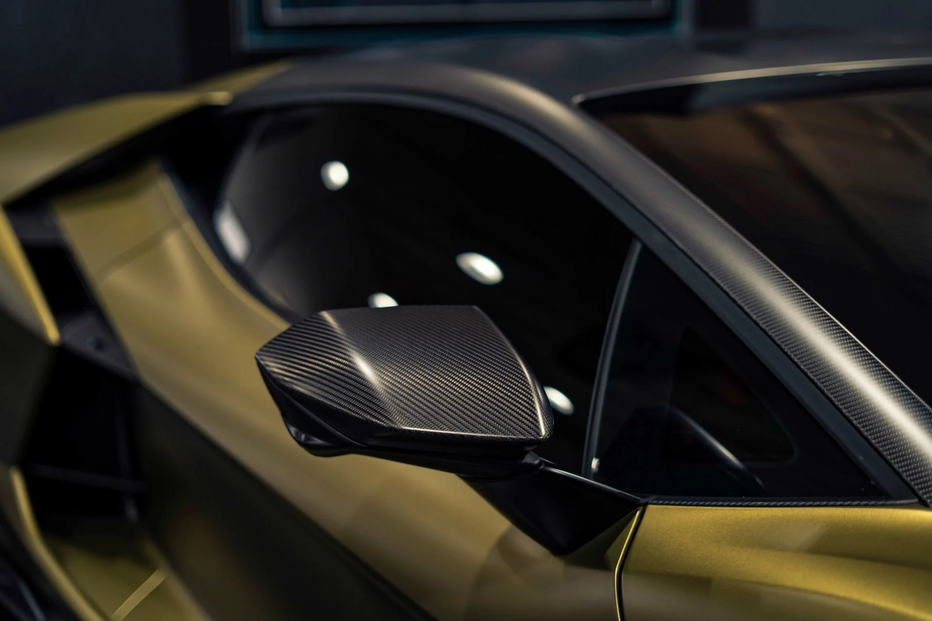 mph050_2607574314_Used_2025_Lamborghini_Revuelto_836_MSRP_Full_Body_PPF_Carbon_Roof_1780087440_e707f834e2