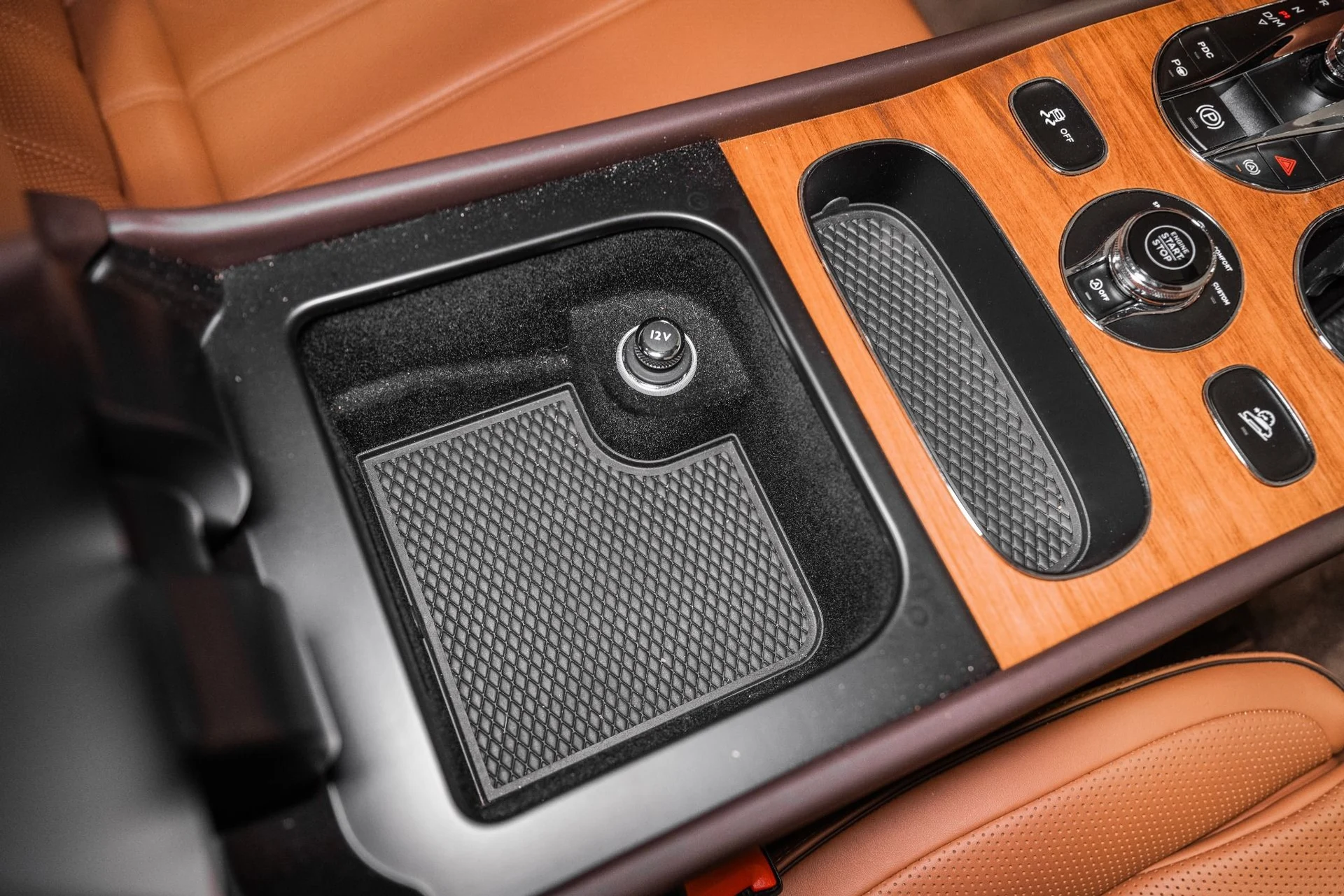 mph050_2640217580_Used_2022_Bentley_Bentayga_V8_1792247818_12b81f35de