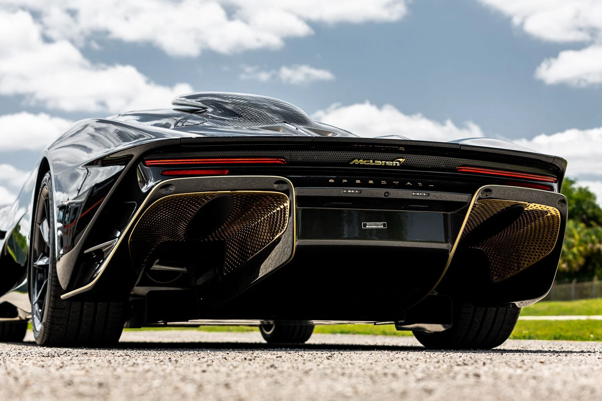 mph050_2656262513_Used_2020_Mc_Laren_Speedtail_XP_10_Bespoke_92dc96aa9e