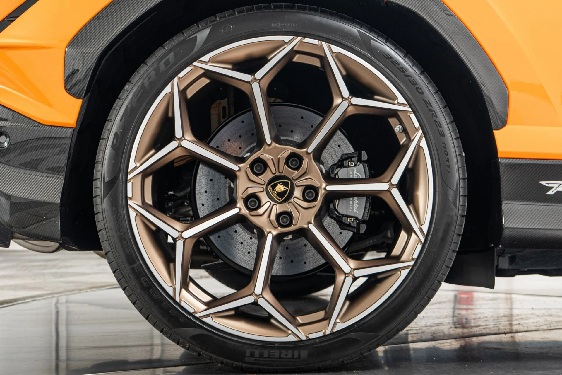 mph050_2656551824_Used_2024_Lamborghini_Urus_Performante_1779475320_fab6d1c444