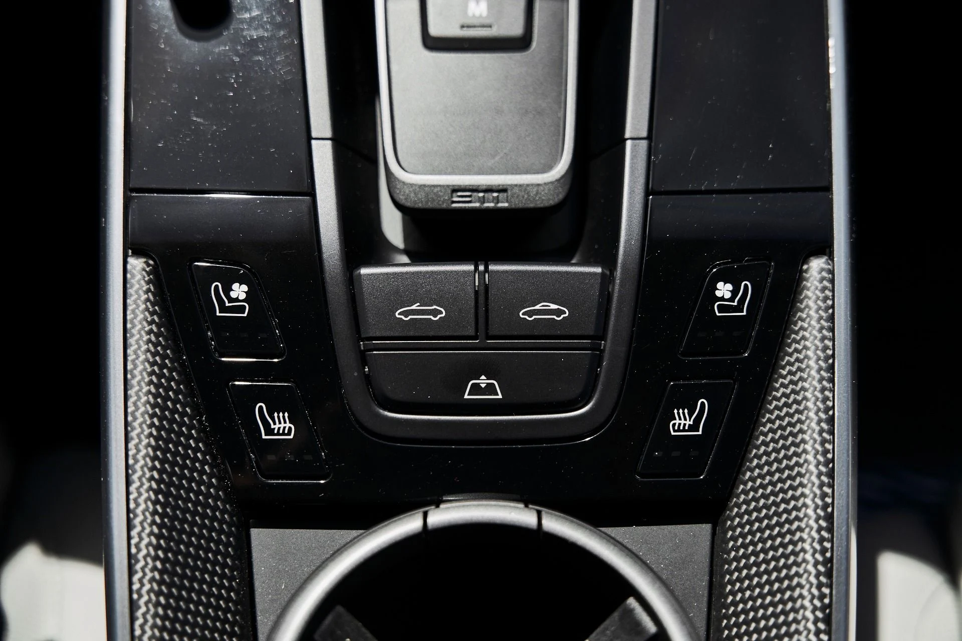 mph050_2657992745_Used_2025_Porsche_911_Turbo_S_1780446782_eb240df8f9