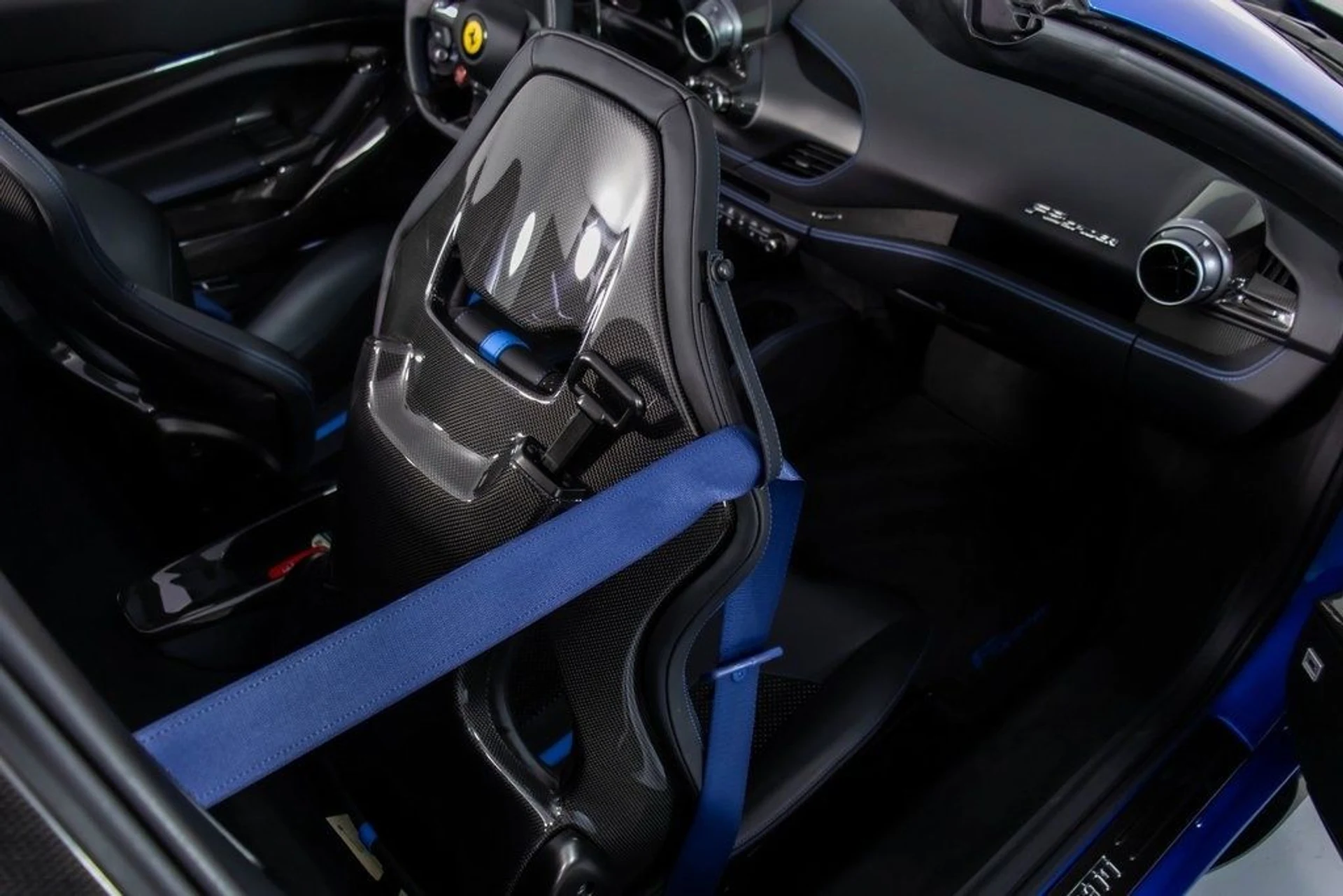 mph050_2661925360_86cb36defffcd95ec02cb9d58c02824ex_99fc70ca00