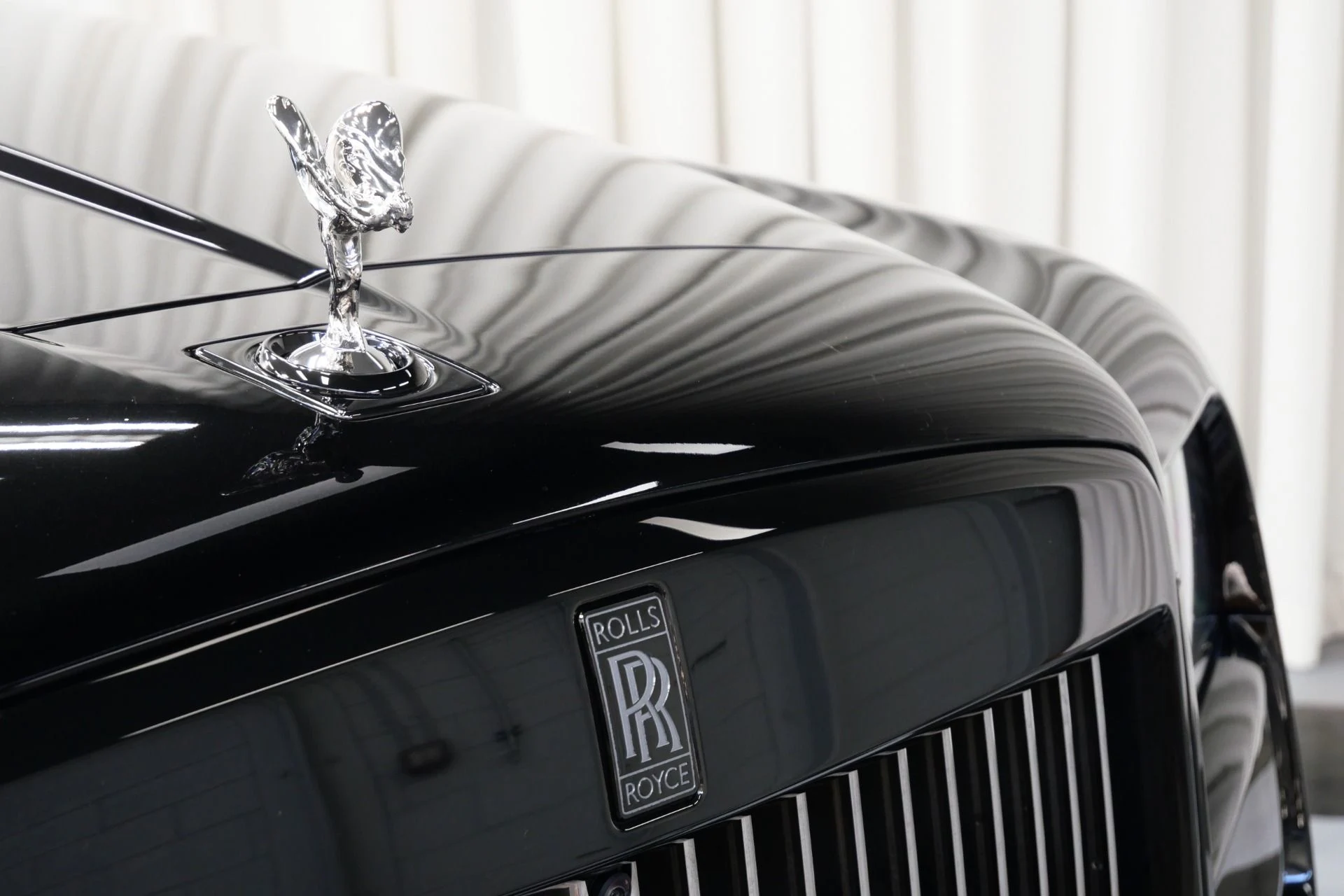 mph050_2703988848_Used_2023_Rolls_Royce_Cullinan_Black_Badge_1753287891_71e131f8da
