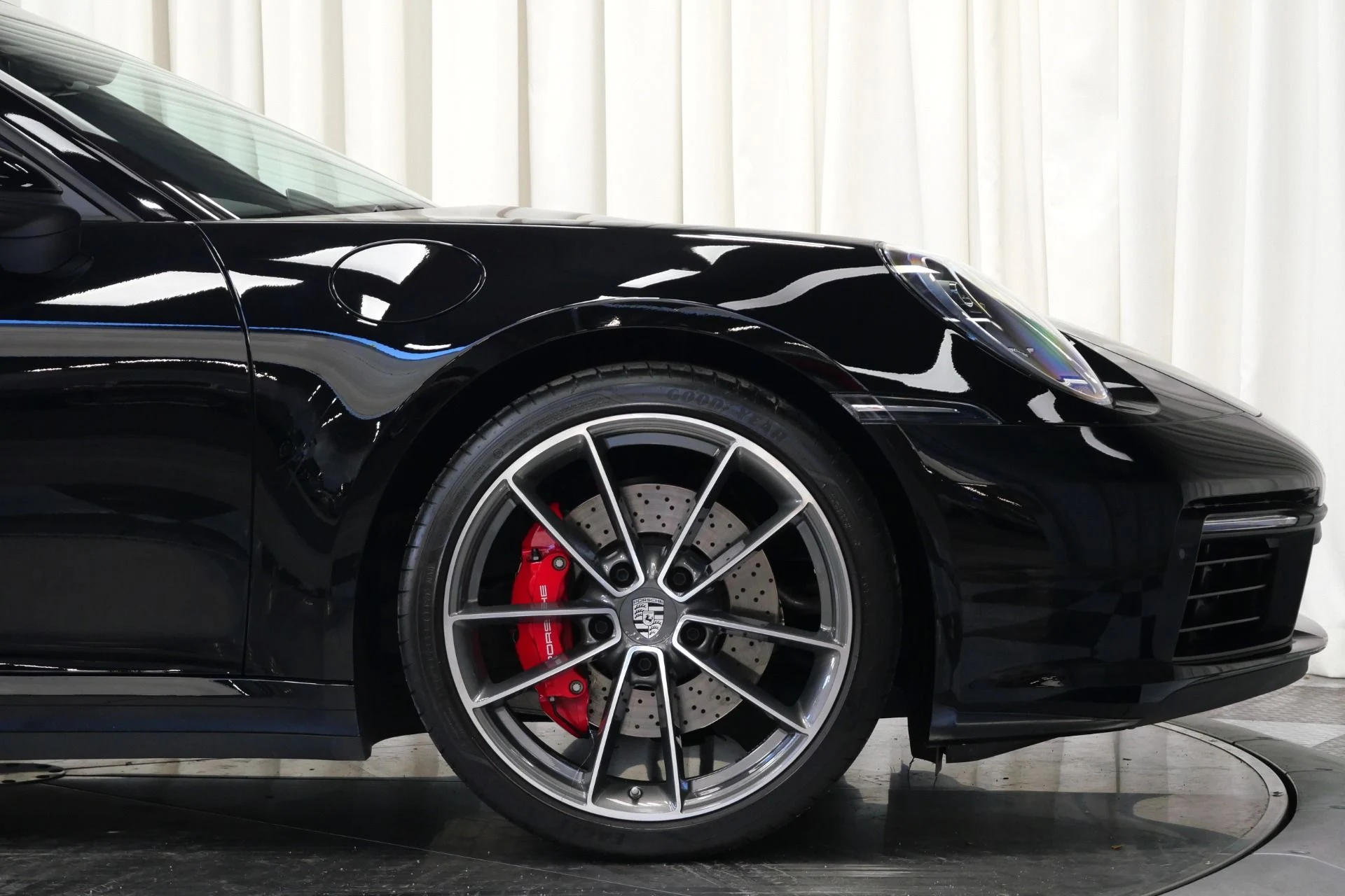 mph050_2705277475_Used_2024_Porsche_911_Carrera_S_Cabriolet_Sport_Exhaust_Carrera_Classic_Wheels_Bose_Audio_1764086379_5168ec83b6