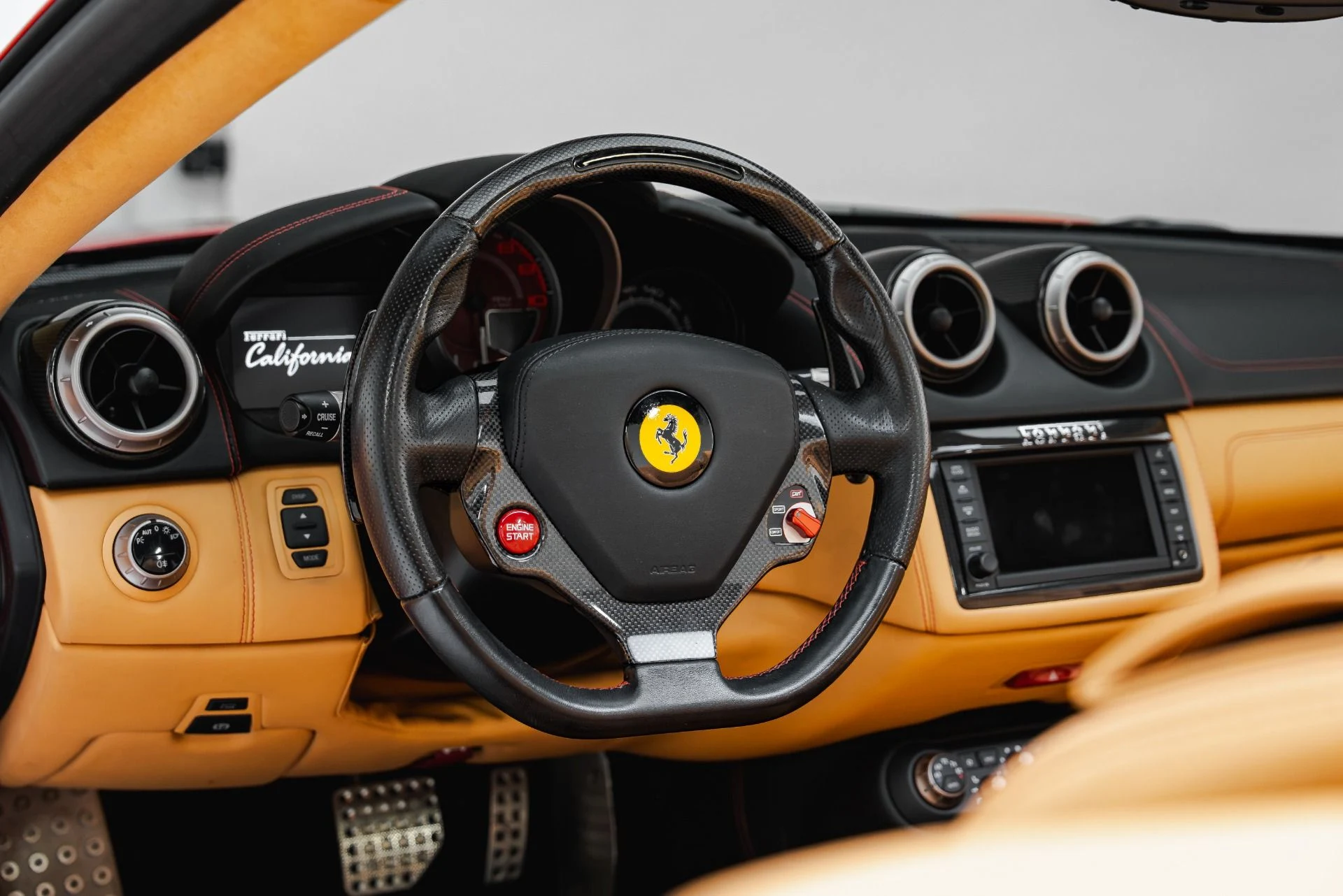 mph050_2706397322_Used_2011_Ferrari_California_1793140913_49a38ae8ae