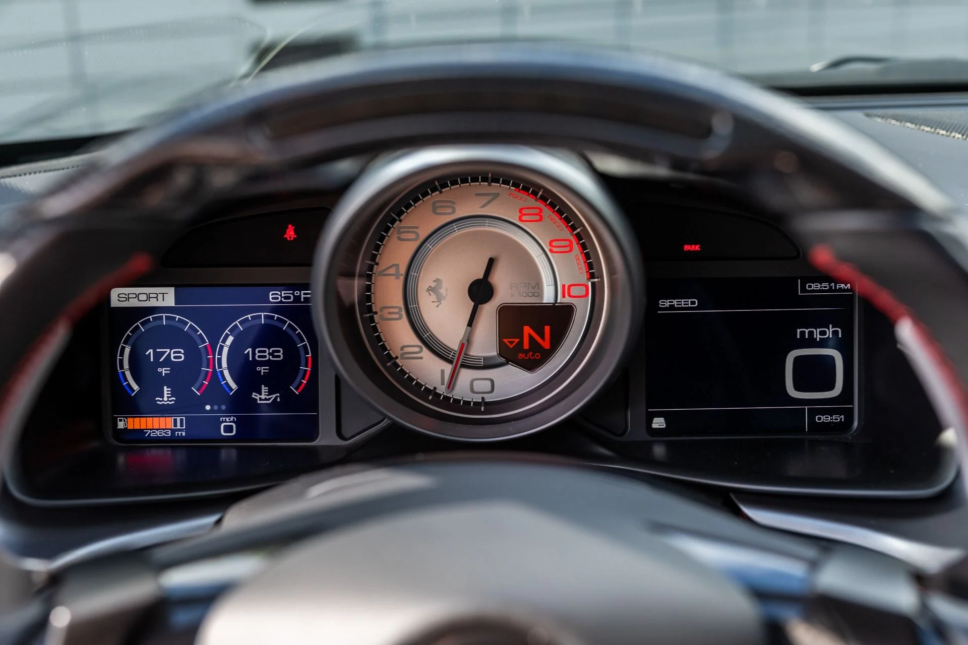 mph050_2722245425_Used_2018_Ferrari_GTC_4_Lusso_T_1701305224_0595943819