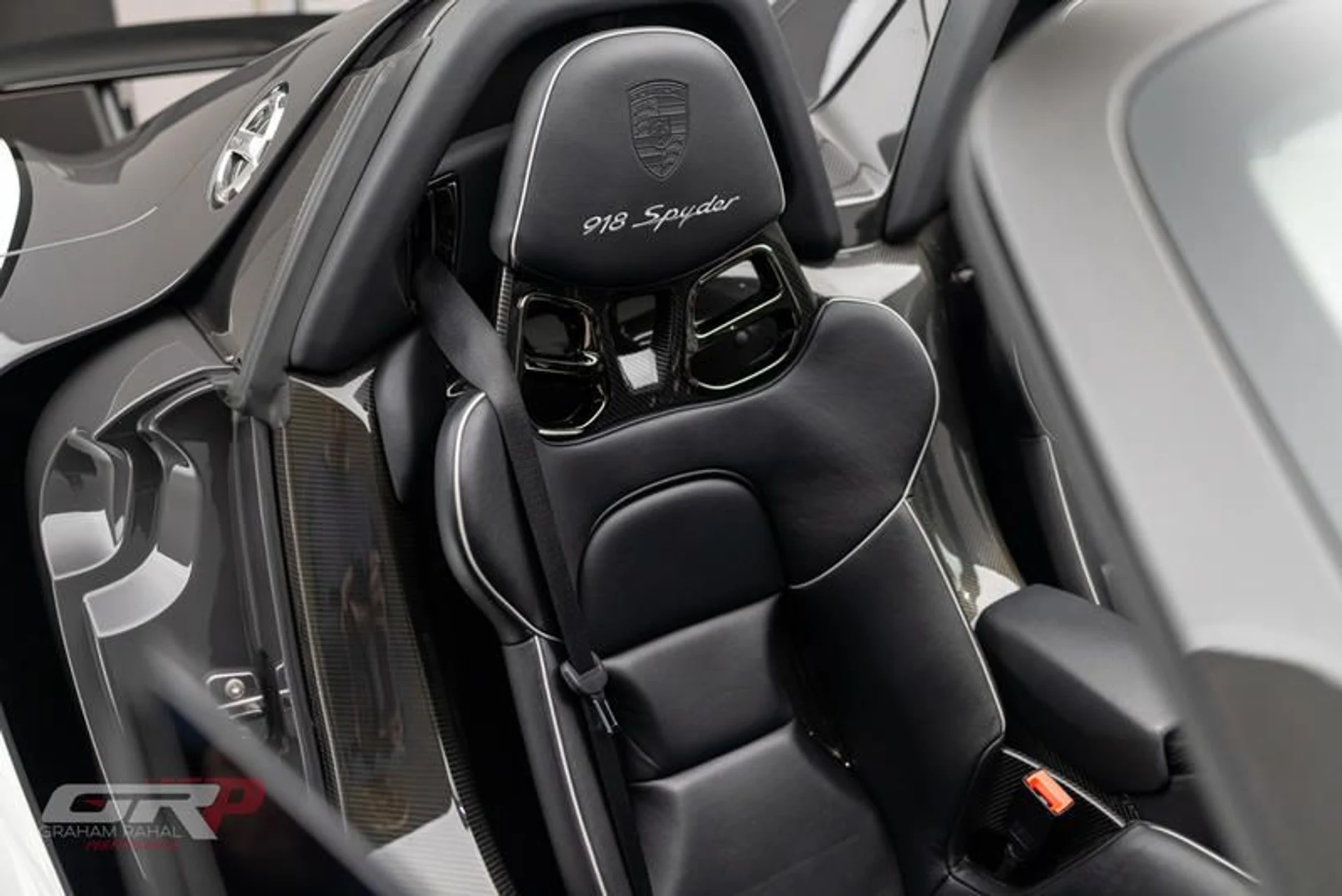 mph050_273046827_9_DEEF_9_E7_705_C_42_E9_B8_B3_E35900_C6046_A_e22df74ce2