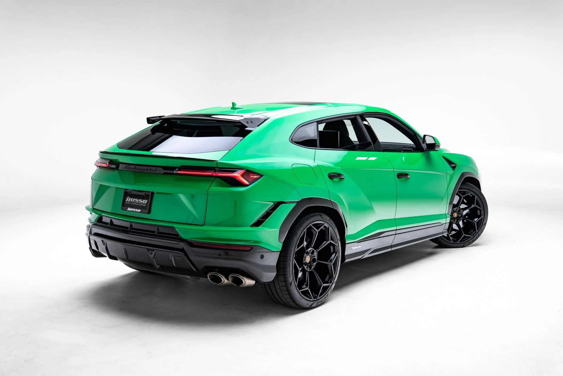 mph050_2761912134_Used_2023_Lamborghini_Urus_Performante_1776122816_fccc2f2e55