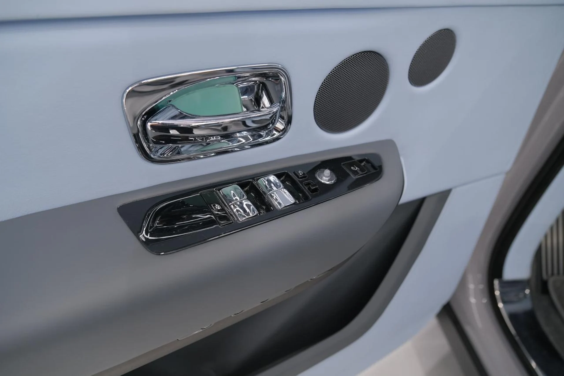 mph050_2804602746_a79e9b8ec51b3a8e8b1bbb50144fff57_deec6a9f2b