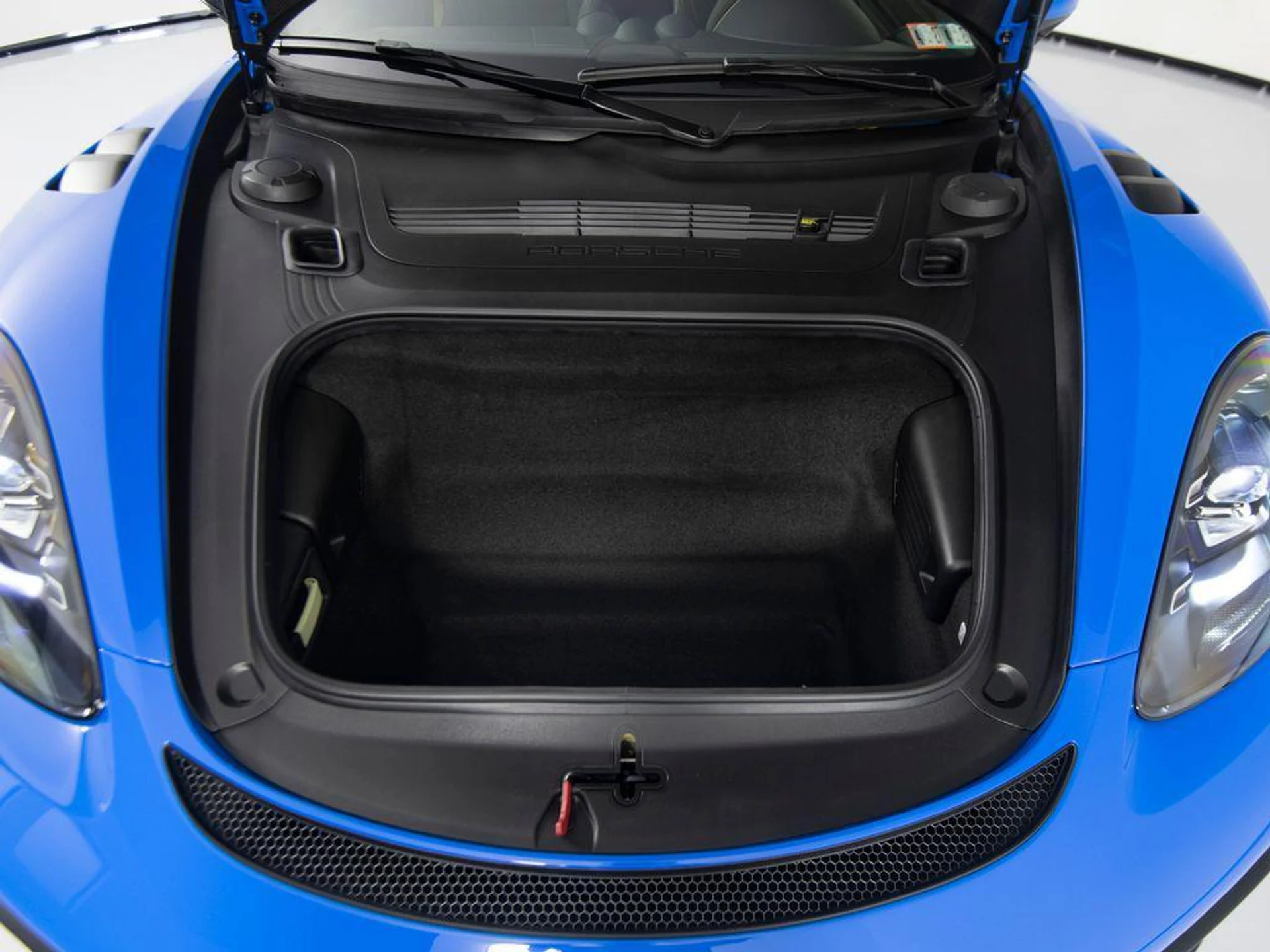 mph050_2816677498_Z4pxkc_Lk_H_Lu9_OOT_1_Sat_4hv_HEA_8ca63c6633