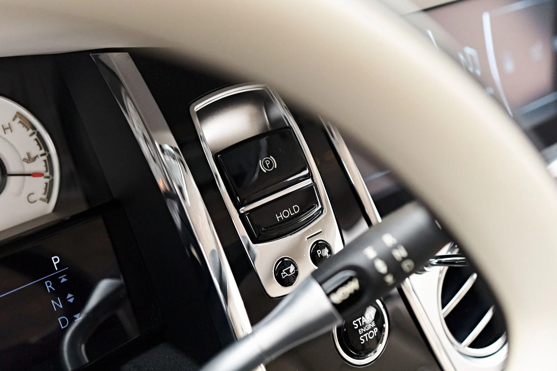 mph050_281876114_Used_2019_Rolls_Royce_Wraith_Base_1710554520_4800137f28