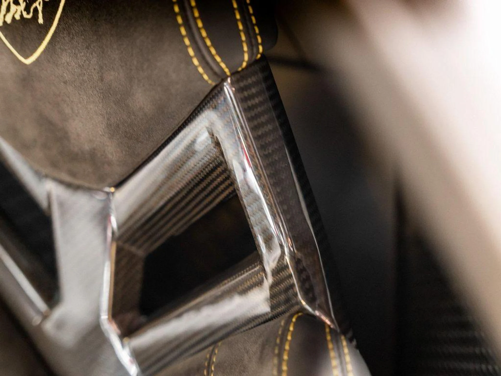 mph050_285830755_J_Lemo_Y05nbnb_N2si_E_z_RA_Fo_A_Yg4_738a75d29f