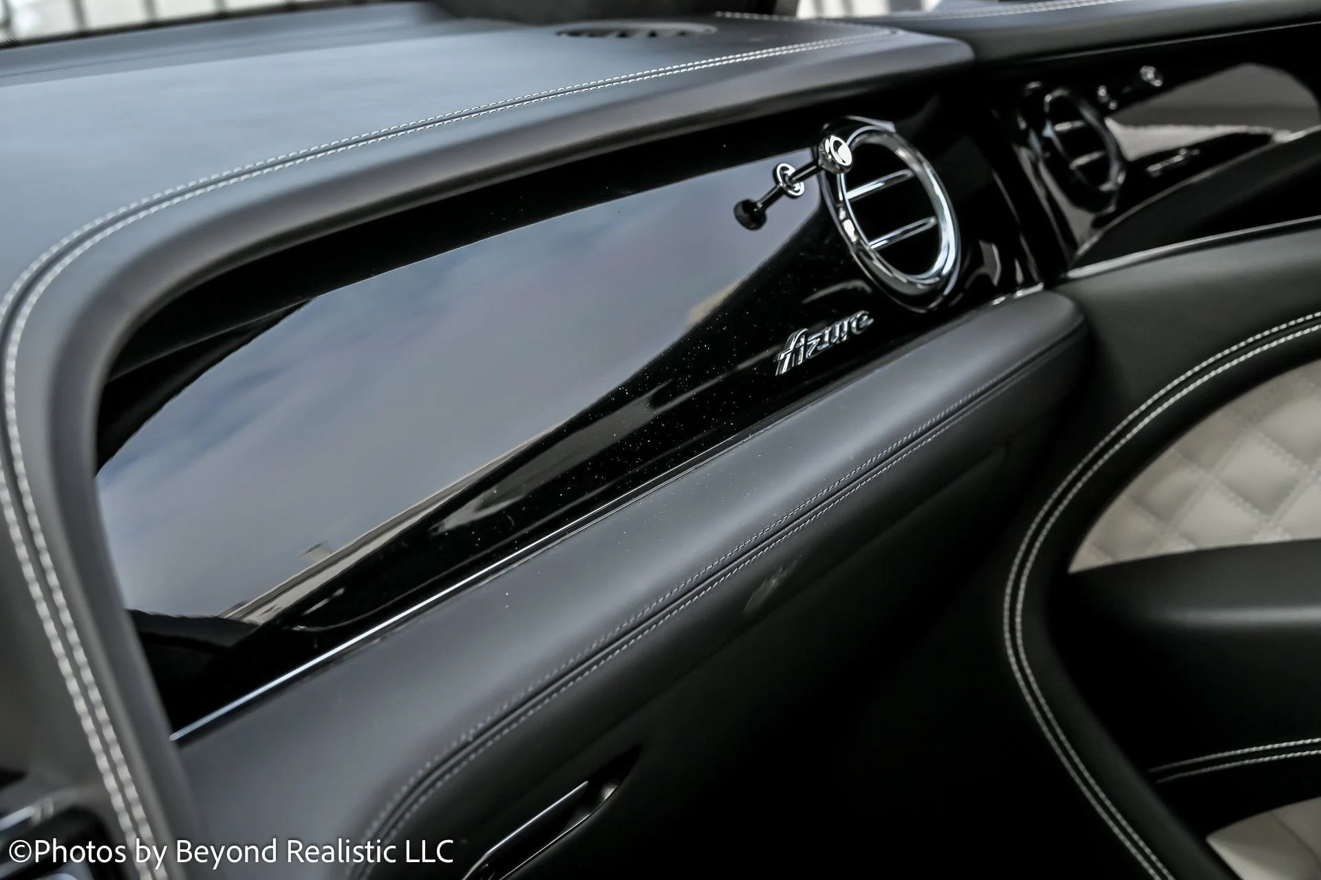 mph050_285993360_f4a27bb89fb52c9df9c87132d6adc55bx_35b7159197