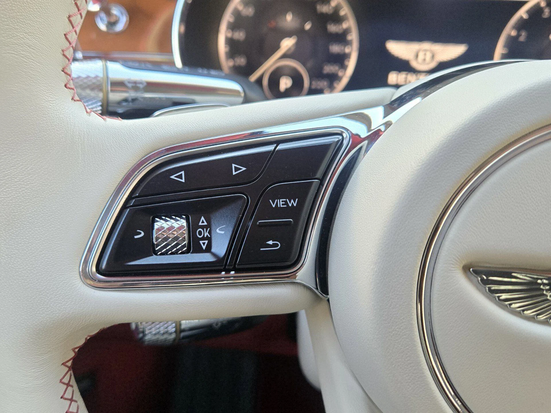 mph050_2881005355_151443f49509f98d1e1354f6791e1d66x_da5374d98e