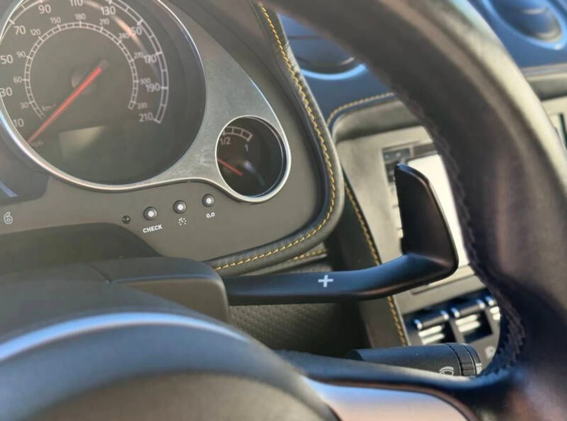 mph050_2890478019_2008_lamborghini_gallardo_base_awd_2dr_coupe_60eb806025