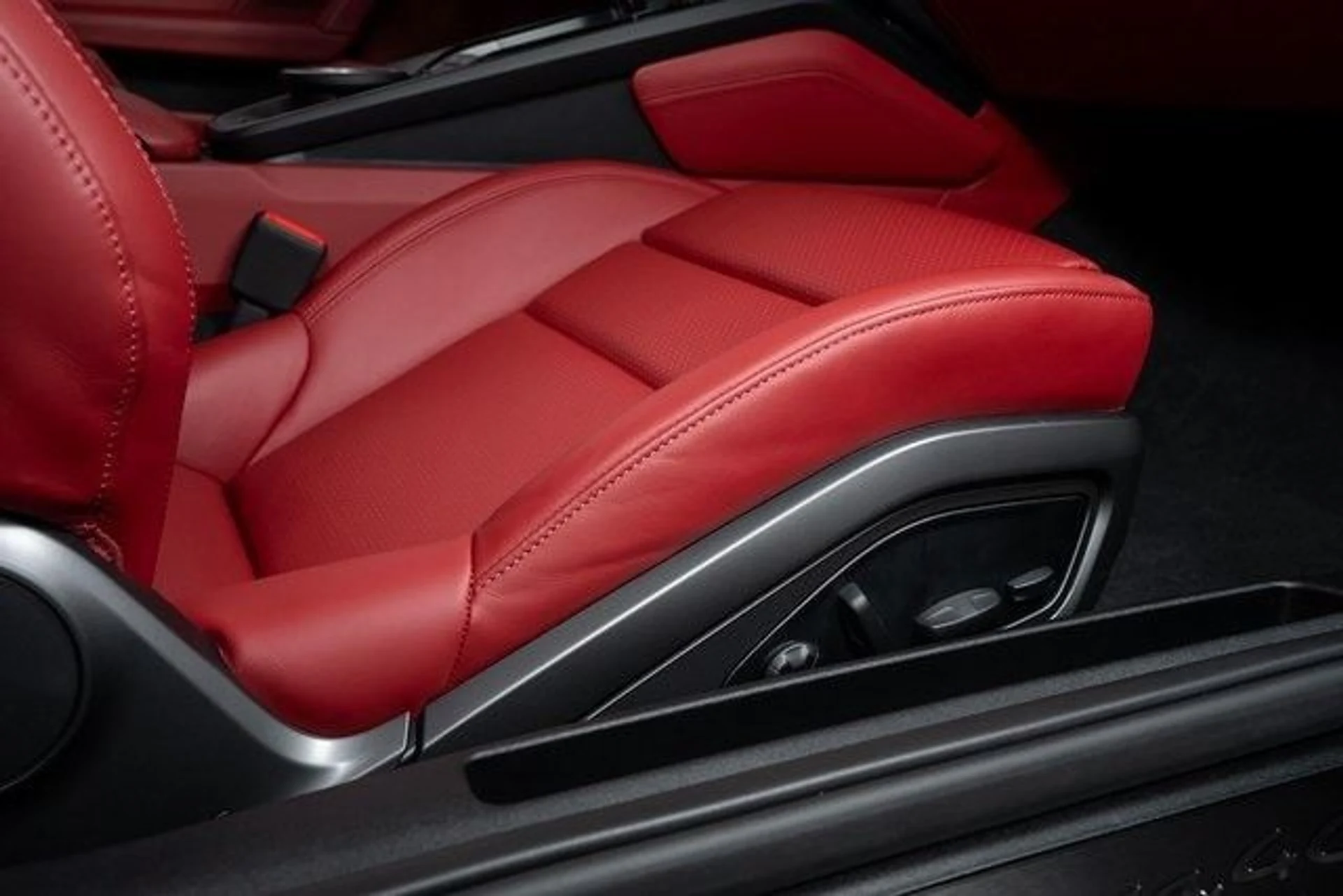 mph050_289343204_b6fdcd9639787712b0586f1310b4ba21x_31ad7dfe90