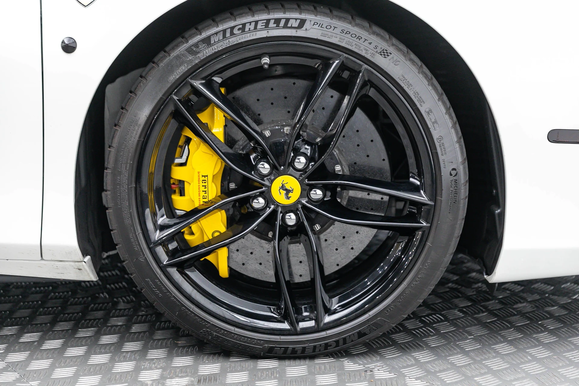 mph050_2898442388_6e768be6747547eabf89461a290d59a4_9c3004c4fd