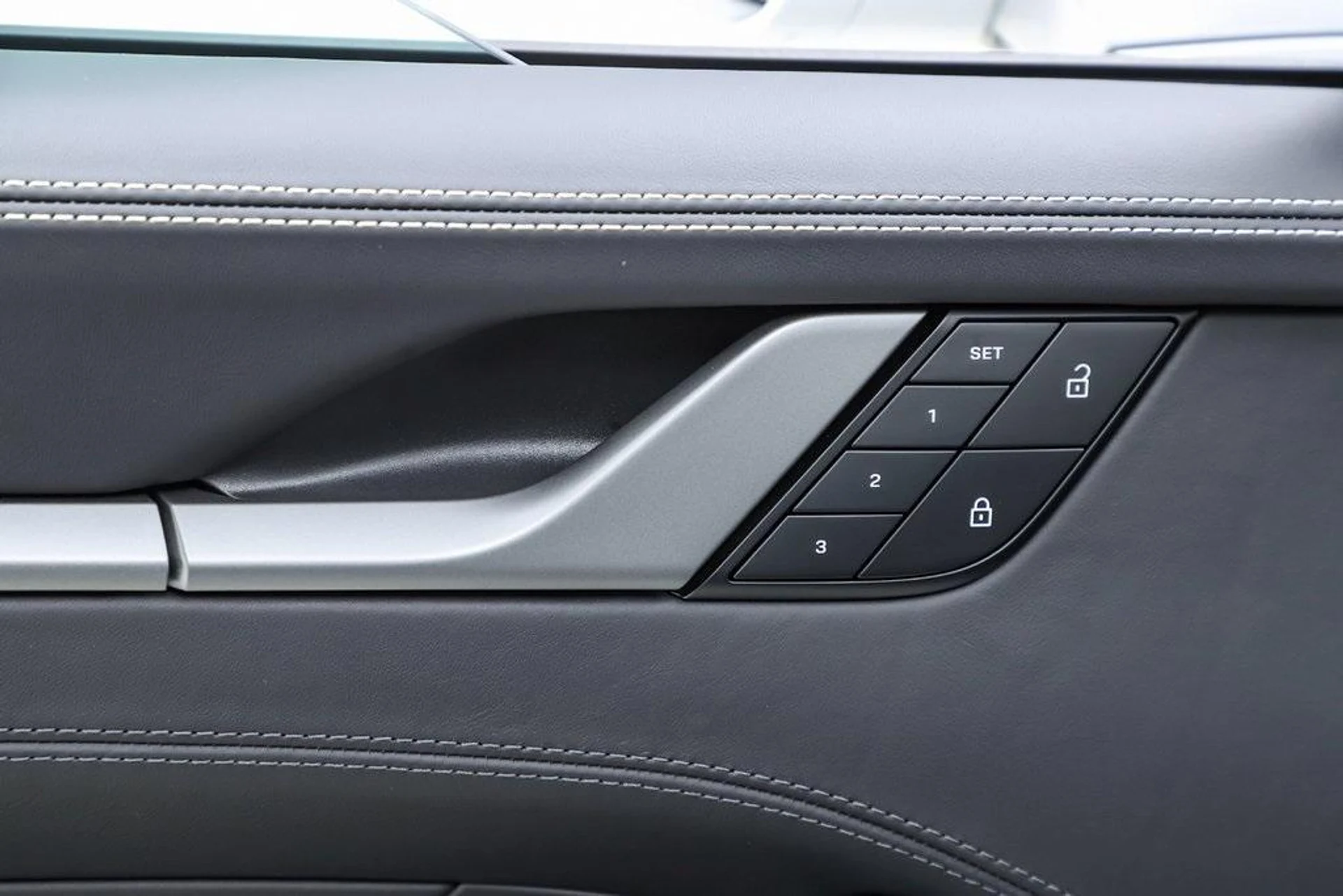 mph050_2909057907_x_YXS_Pq_TPC_4_G_Rp_LA_5e_Mb3aa_Kx5yk_aaf987f080