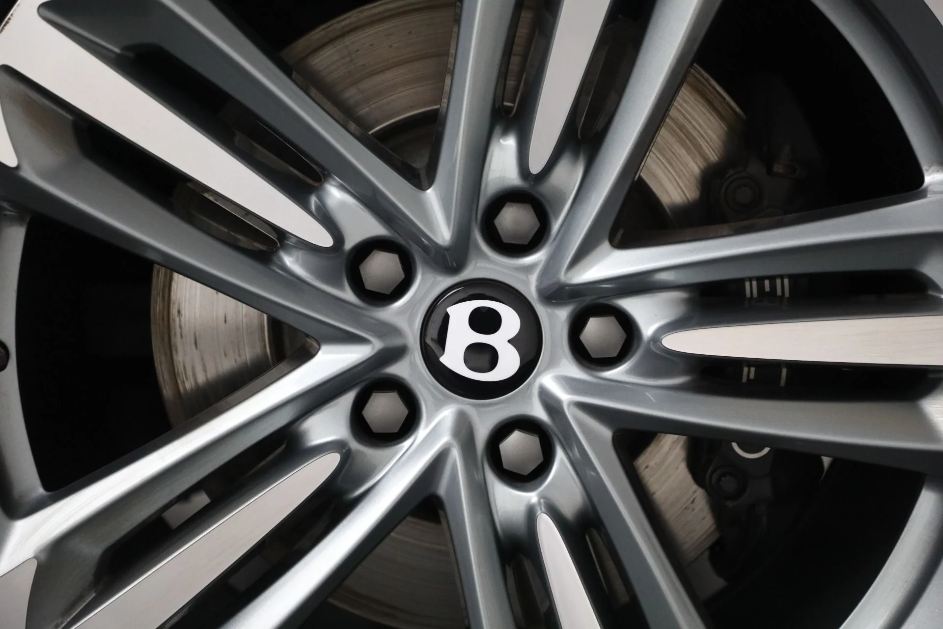 mph050_2912923944_Used_2021_Bentley_Continental_GTC_V8_1ea7947410