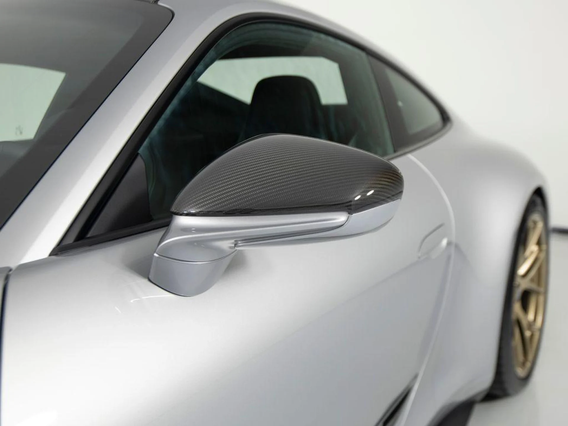 mph050_2944927034_jh4_S_Gi3_O_Avb_CBS_11_I_Ws_Ay_Fl_G_Pl_M_68e5d23431