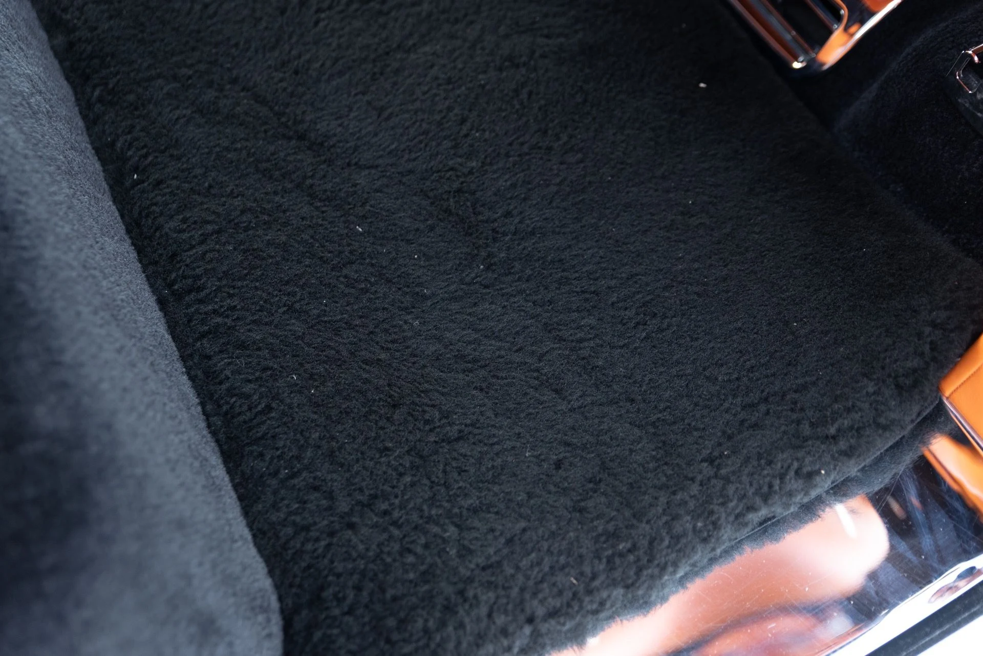 mph050_295036771_Used_2020_Rolls_Royce_Cullinan_1764721010_d568071a03