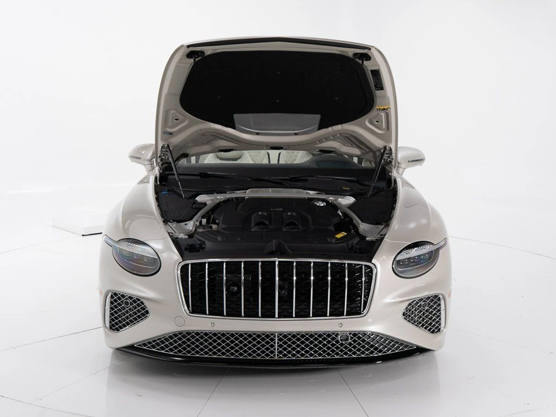 mph050_297459001_89e8e5ba049762b9db6c5ae98f192c4e_931c192761